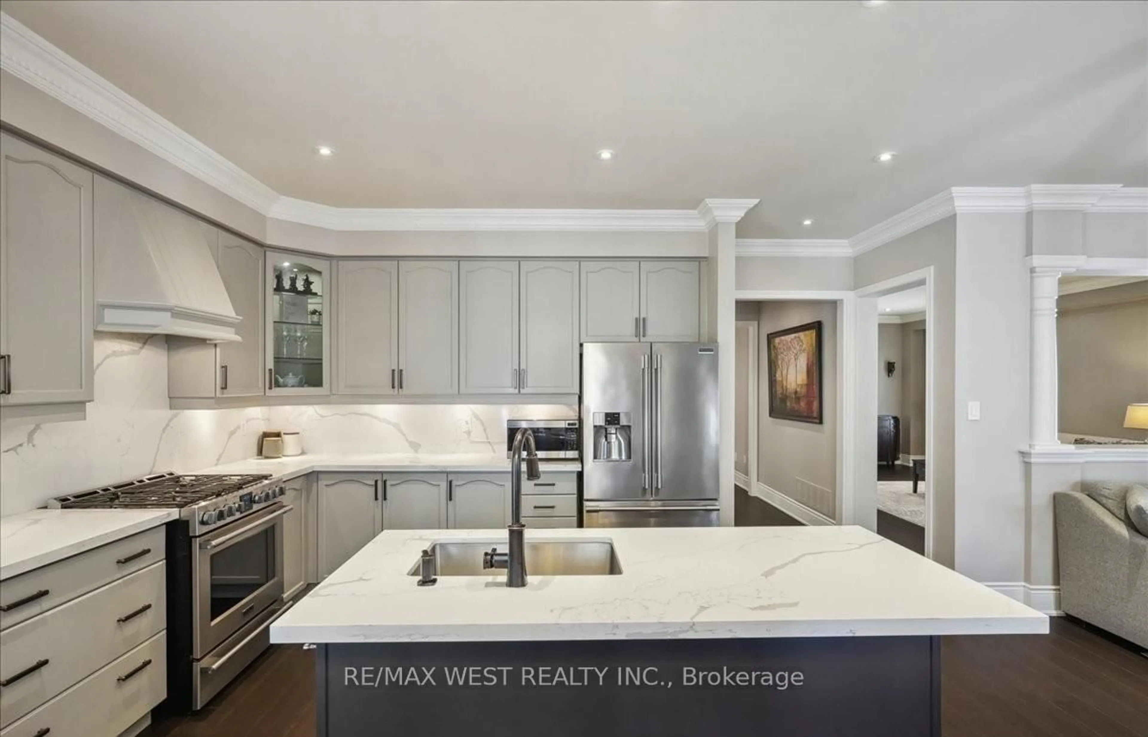 Contemporary kitchen, ceramic/tile floor for 206 Shelbourne Dr, Vaughan Ontario L4H 0J4