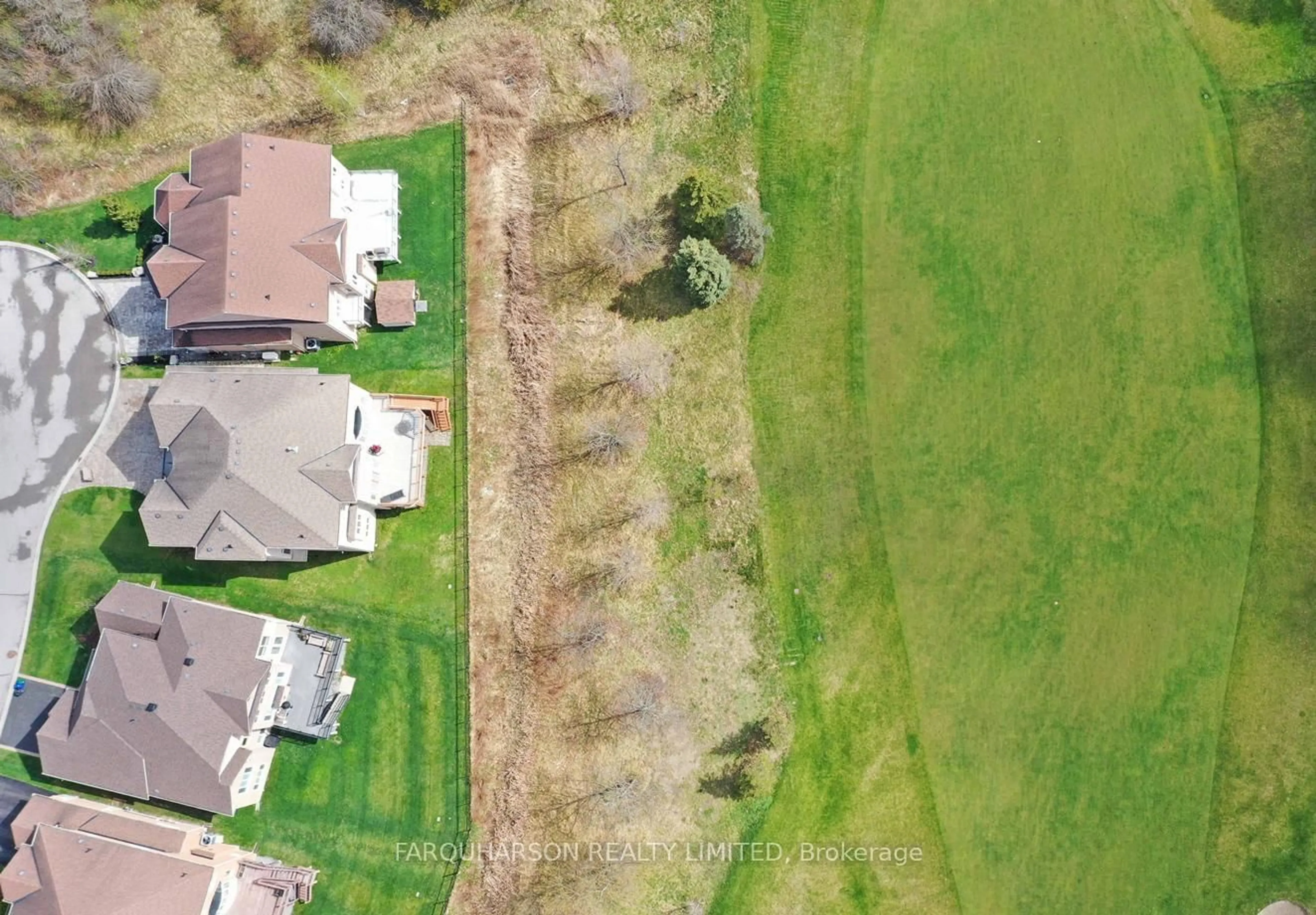 A pic from outside/outdoor area/front of a property/back of a property/a pic from drone, street for 40 Royal Shamrock Crt, Whitchurch-Stouffville Ontario L4A 0C9