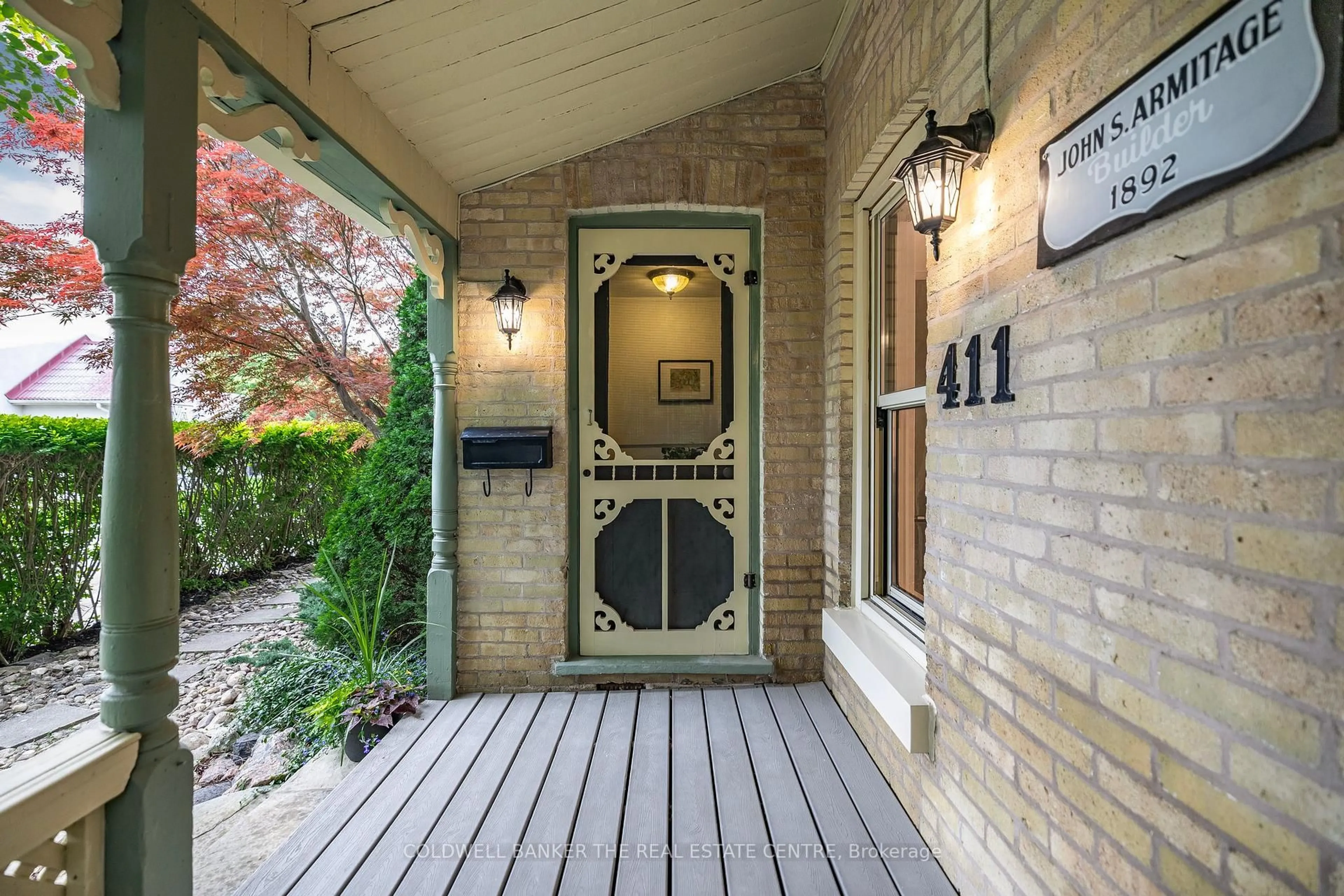 Unknown for 411 Millard Ave, Newmarket Ontario L3Y 2A1