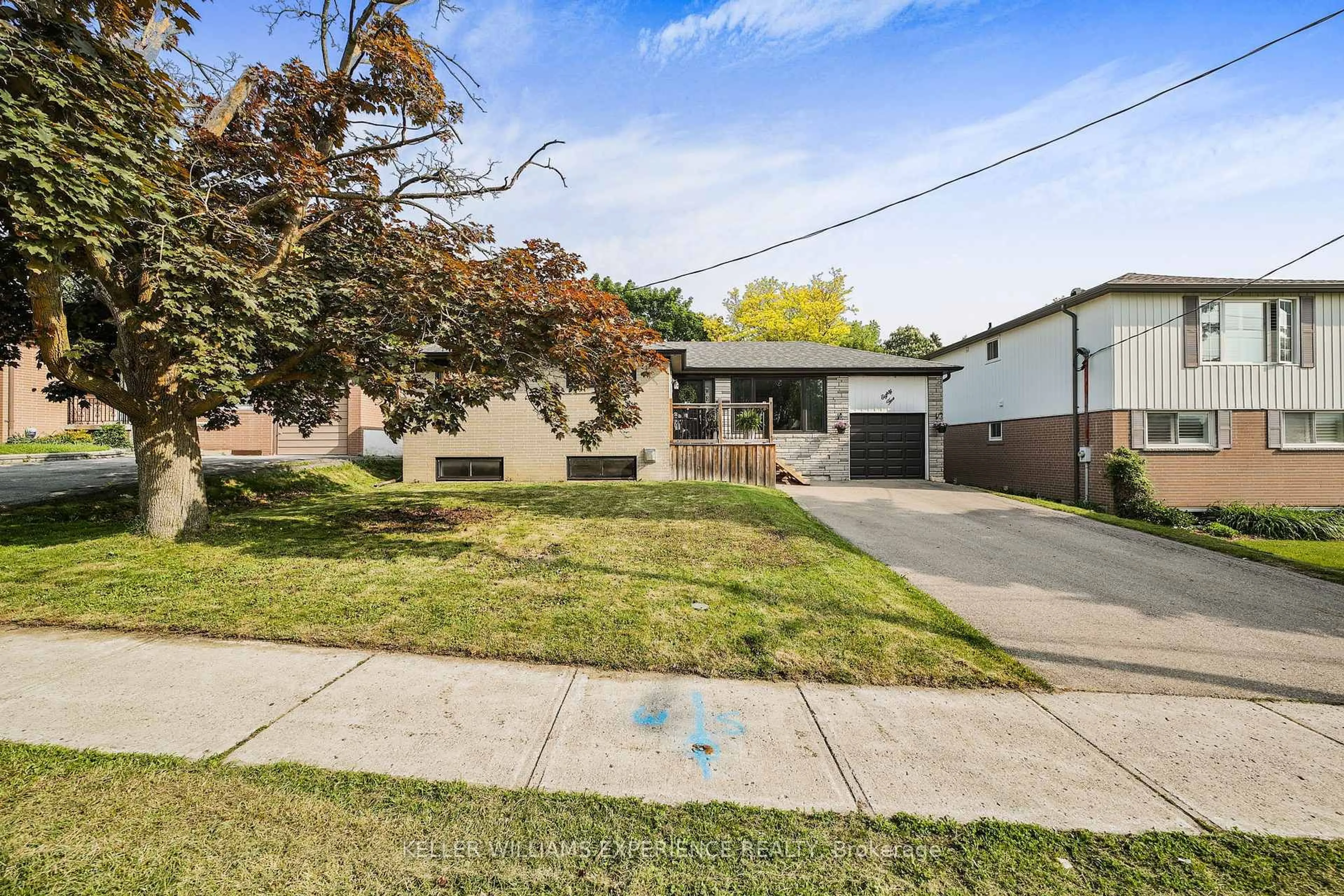 Unknown for 85 Gladman Ave, Newmarket Ontario L3Y 1W4