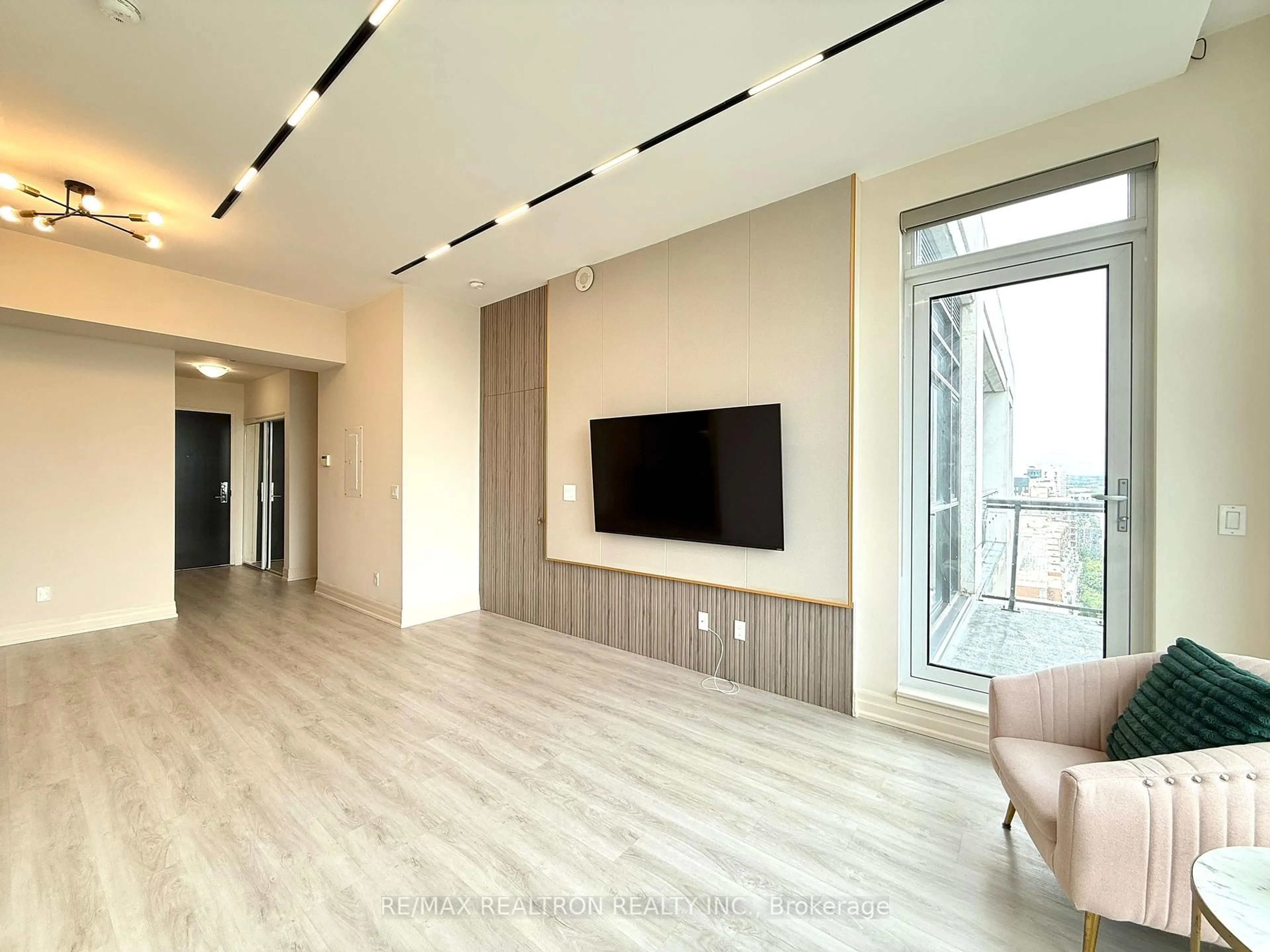 A pic of a room for 8110 Birchmount Rd #1407, Markham Ontario L6G 0E3