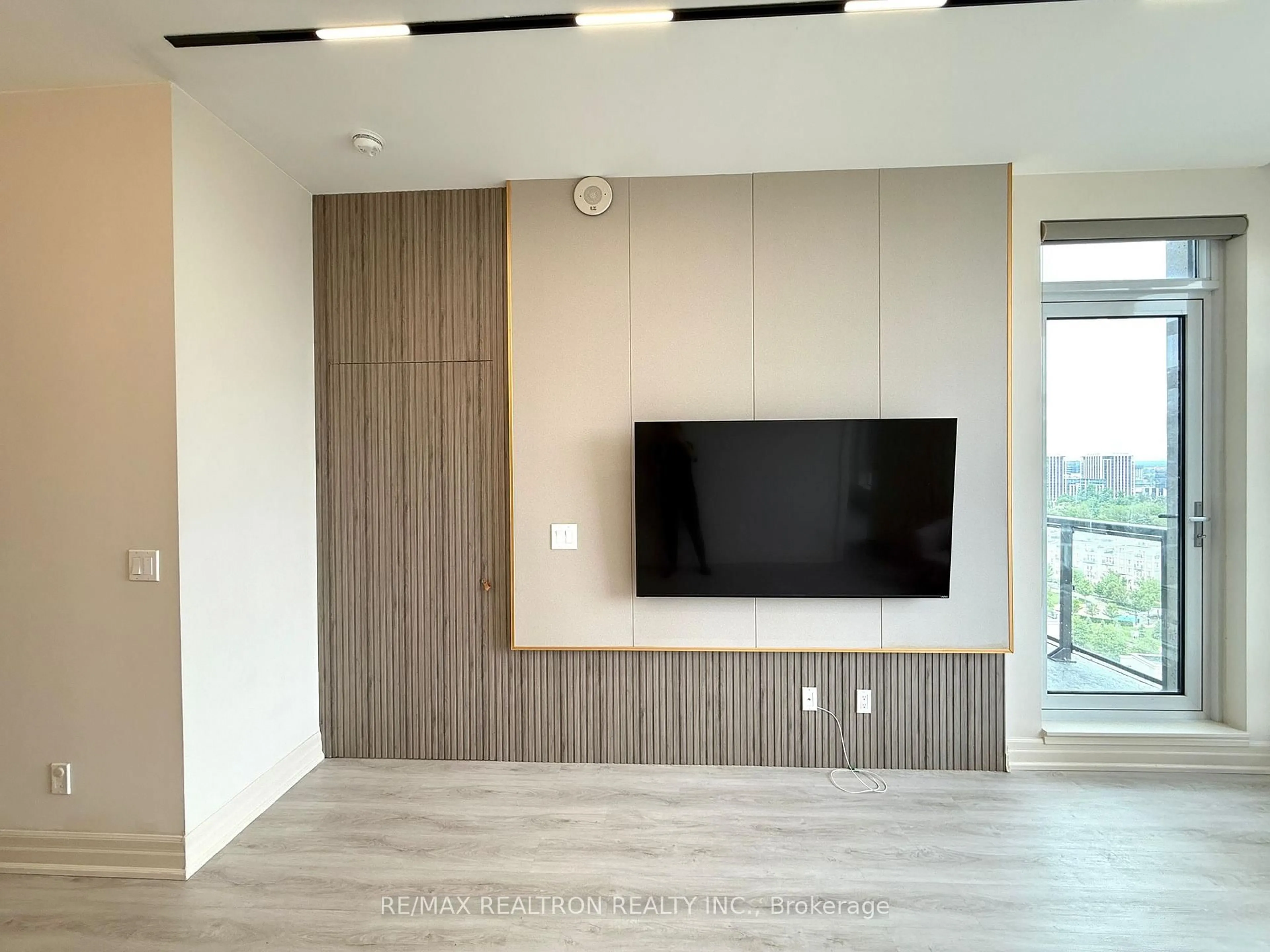 A pic of a room for 8110 Birchmount Rd #1407, Markham Ontario L6G 0E3