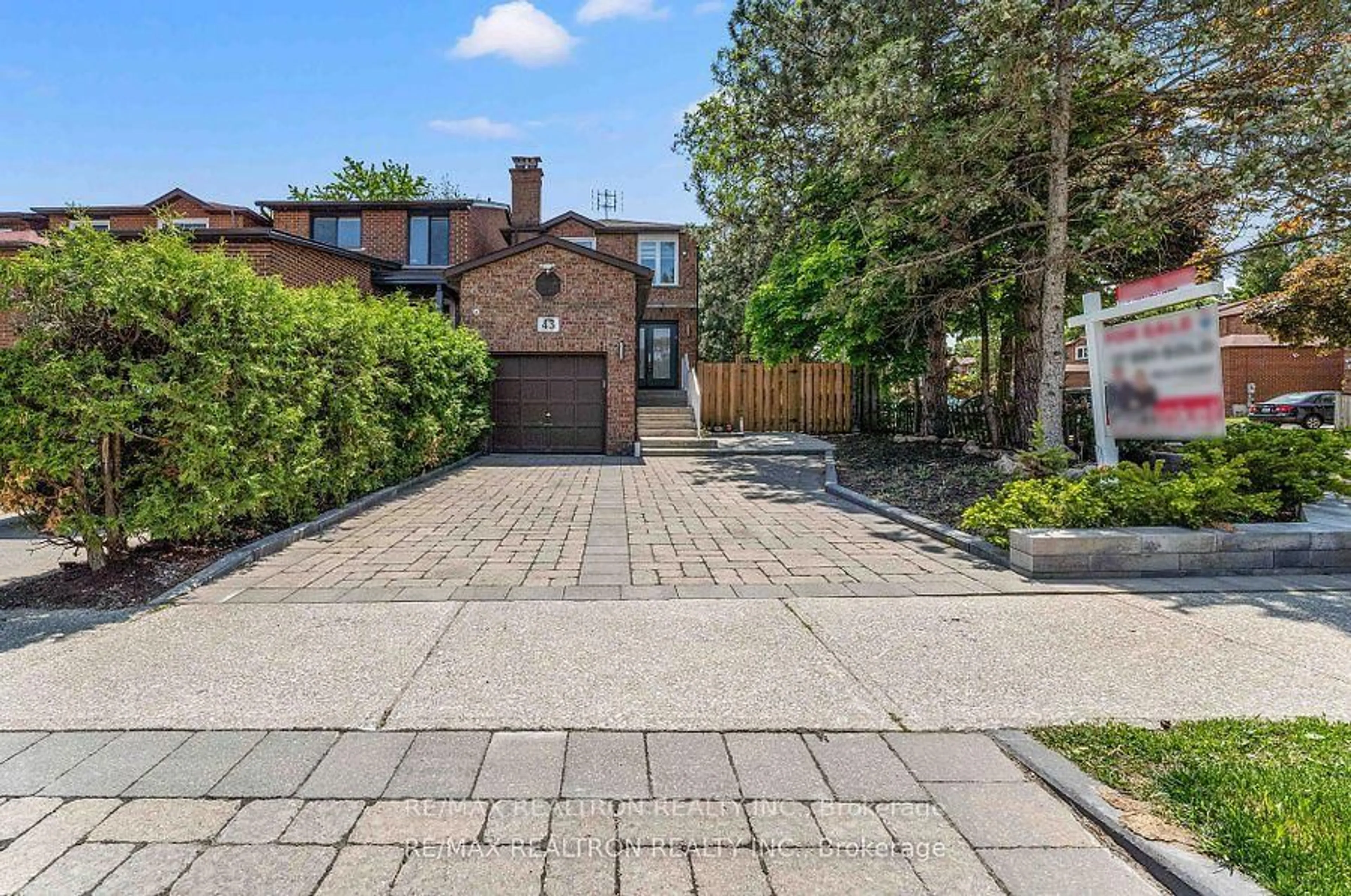 Home with brick exterior material, street for 43 Rejane Cres, Vaughan Ontario L4J 5A2