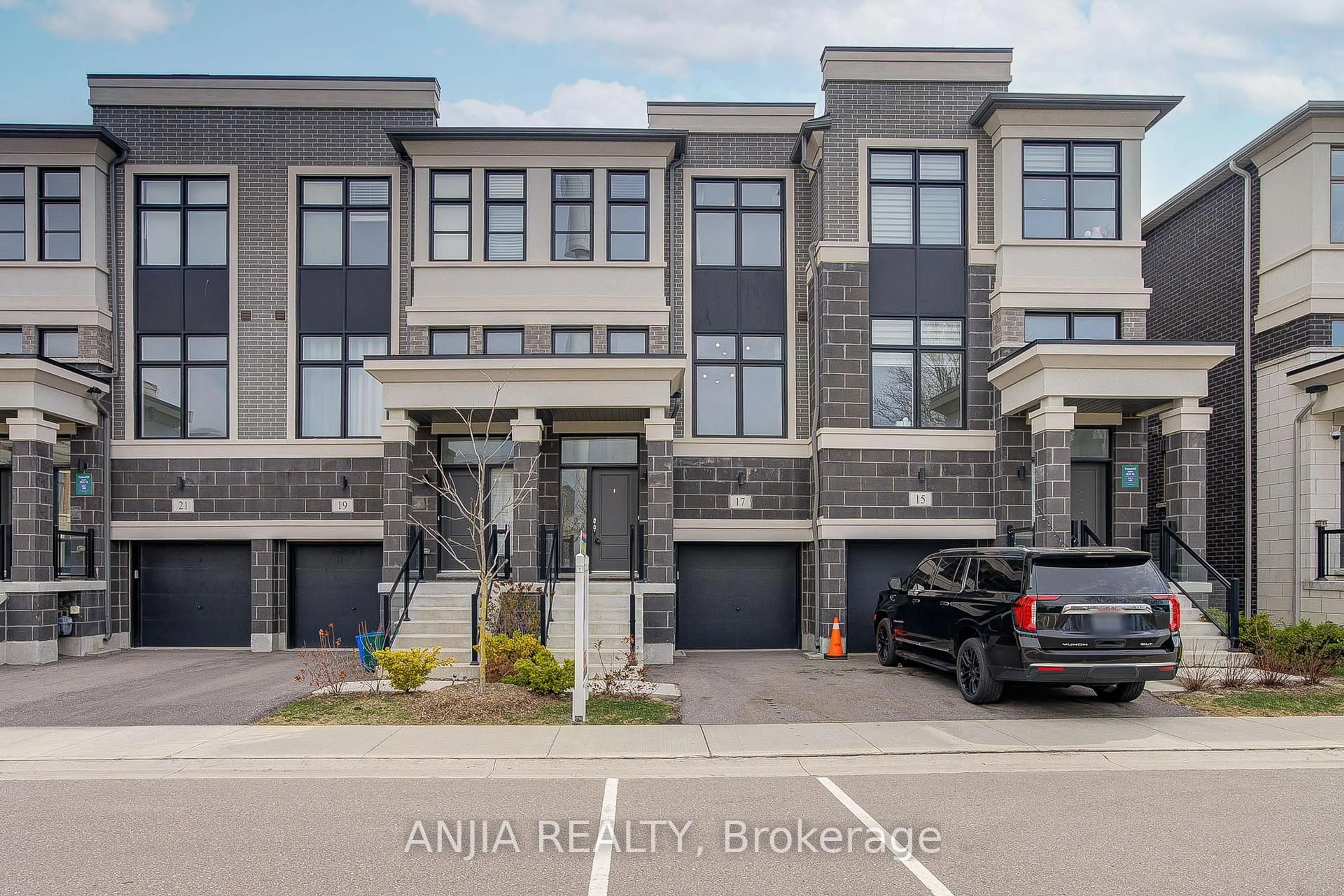 Unknown for 17 Armillo Pl, Markham Ontario L6E 0V4