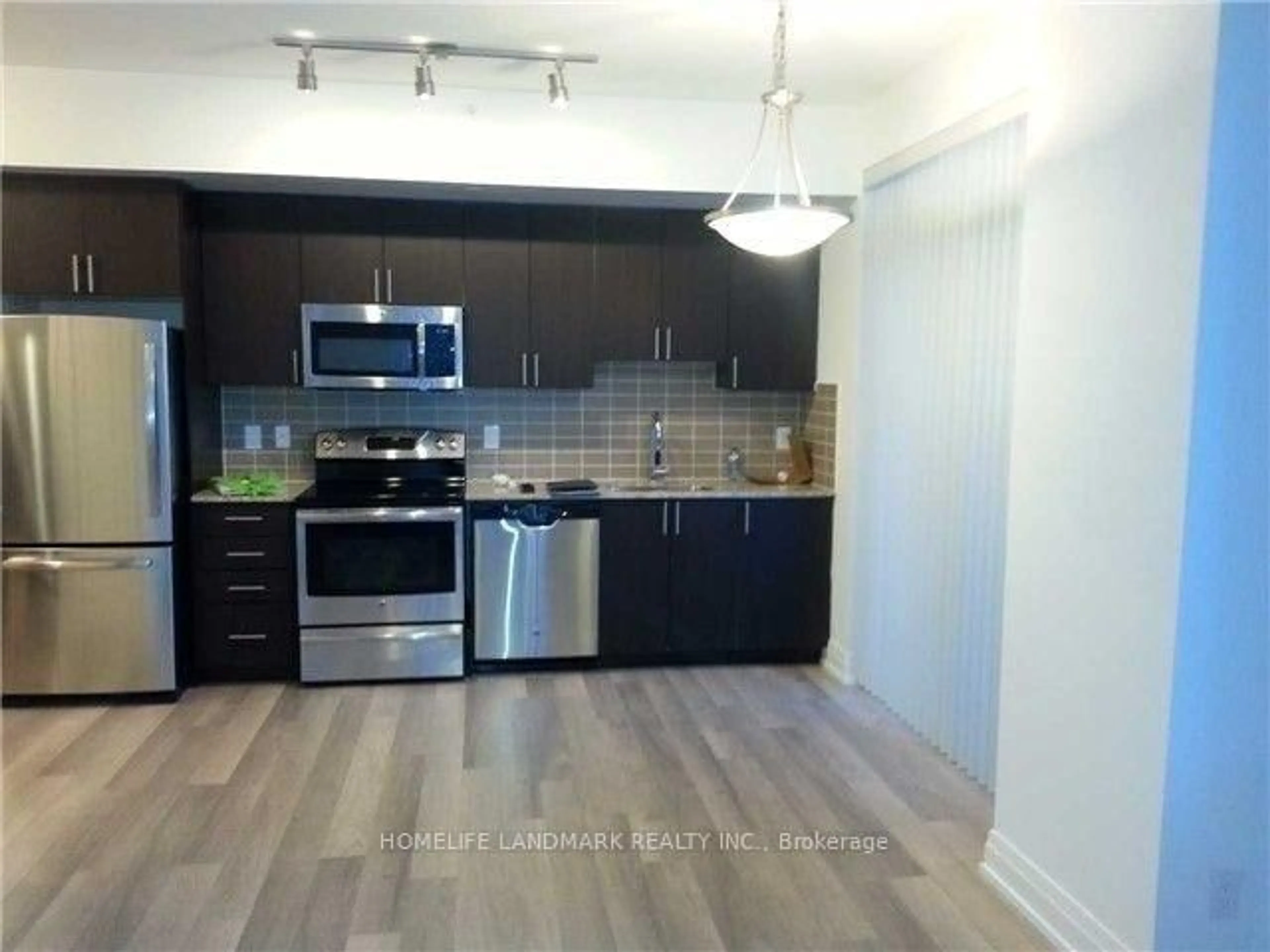 Unknown for 7167 Yonge St #902, Markham Ontario L3T 0C9