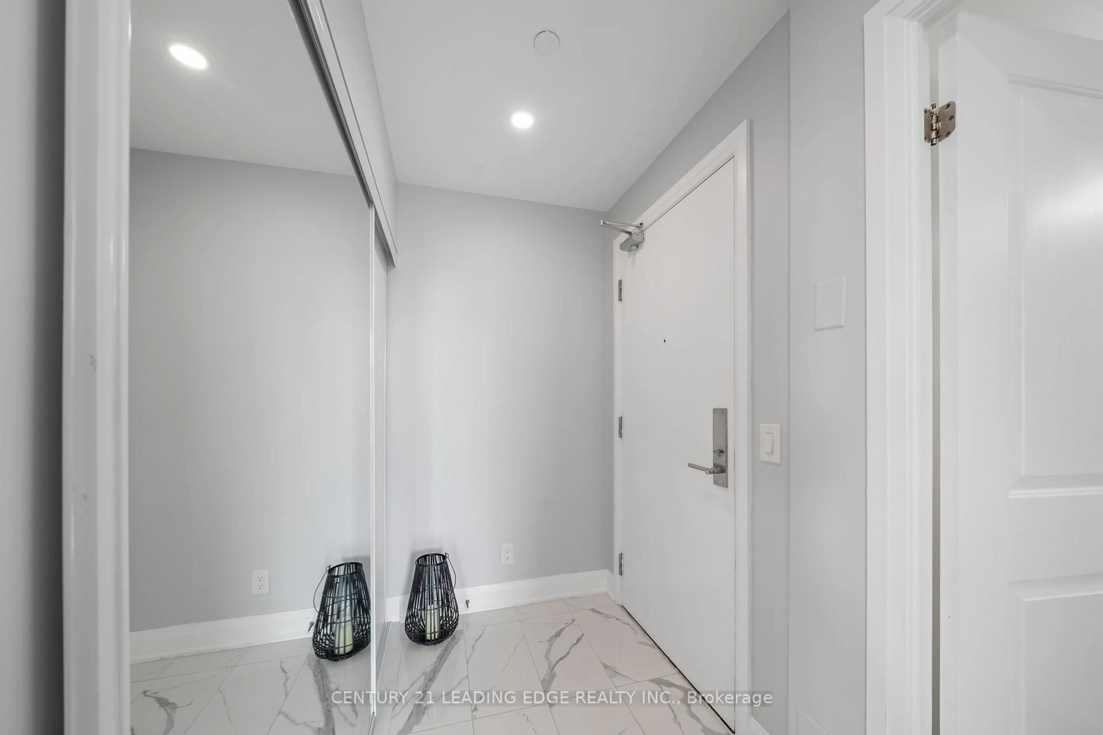 Unknown for 520 Steeles Ave #1112, Vaughan Ontario L4J 0H2