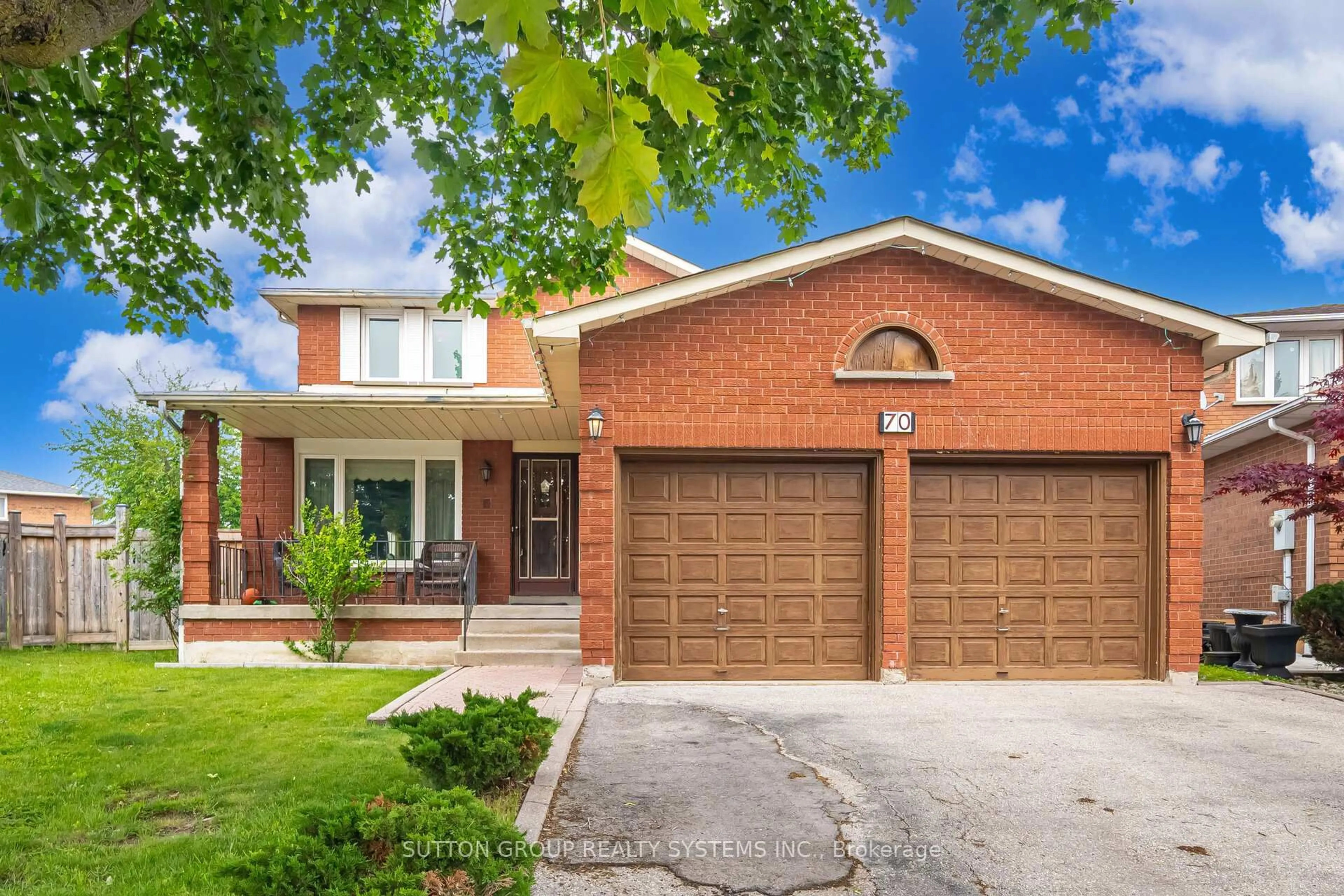 Home with brick exterior material, street for 70 Amaretto Crt, Vaughan Ontario L4L 6N1