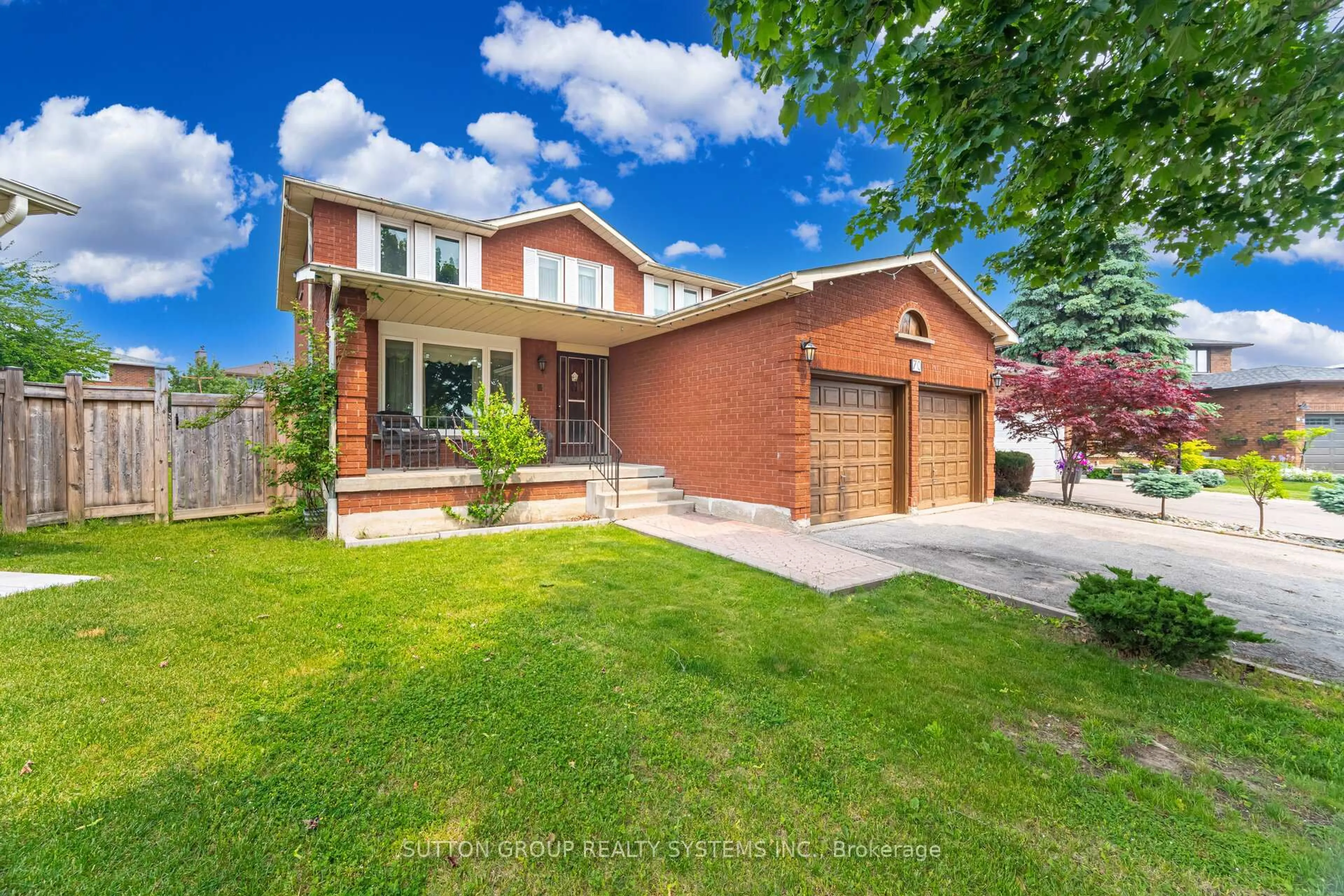 Home with brick exterior material, street for 70 Amaretto Crt, Vaughan Ontario L4L 6N1
