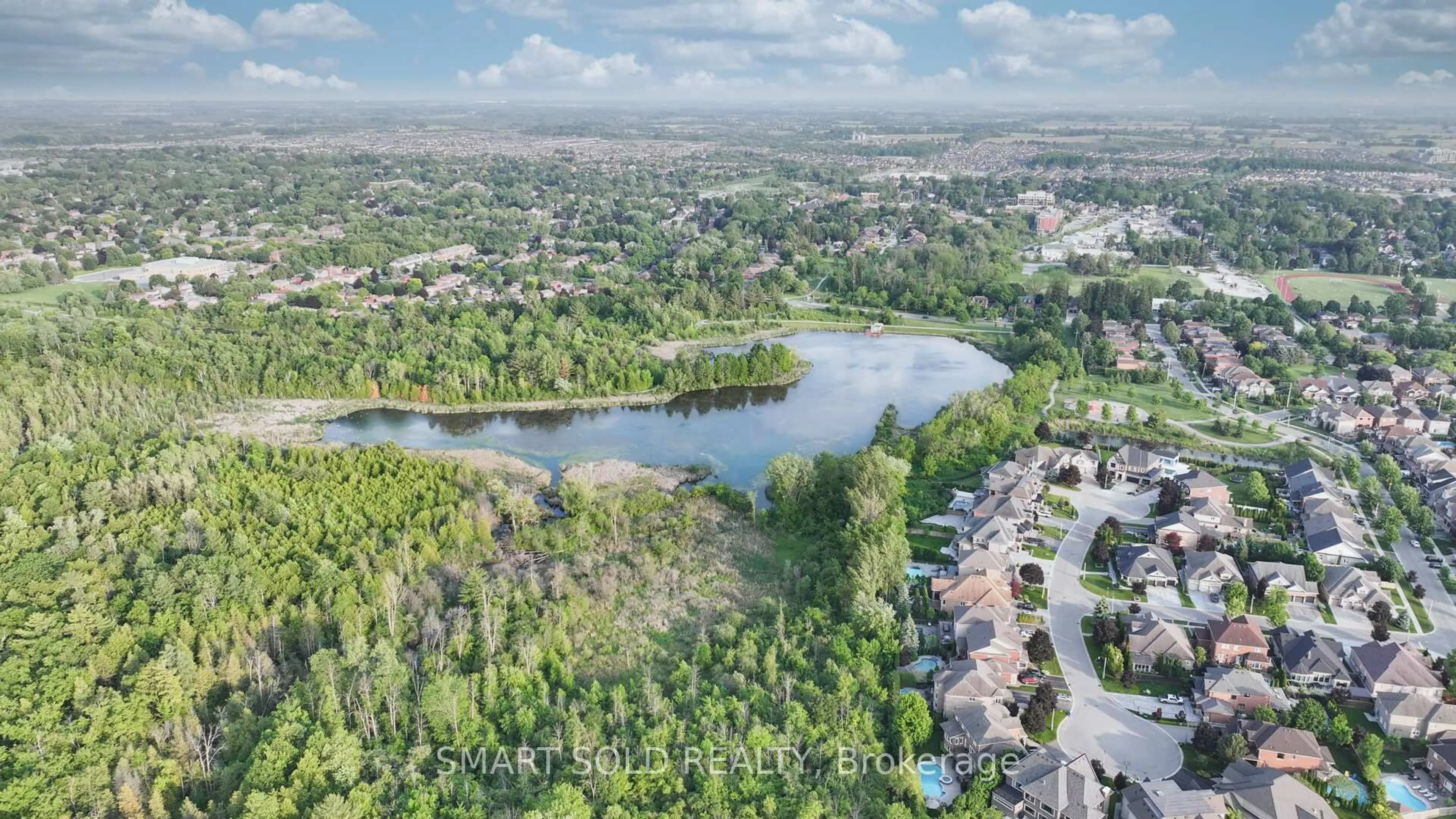 A pic from outside/outdoor area/front of a property/back of a property/a pic from drone, water/lake/river/ocean view for 172 Steam Whistle Dr, Whitchurch-Stouffville Ontario L4A 4X5