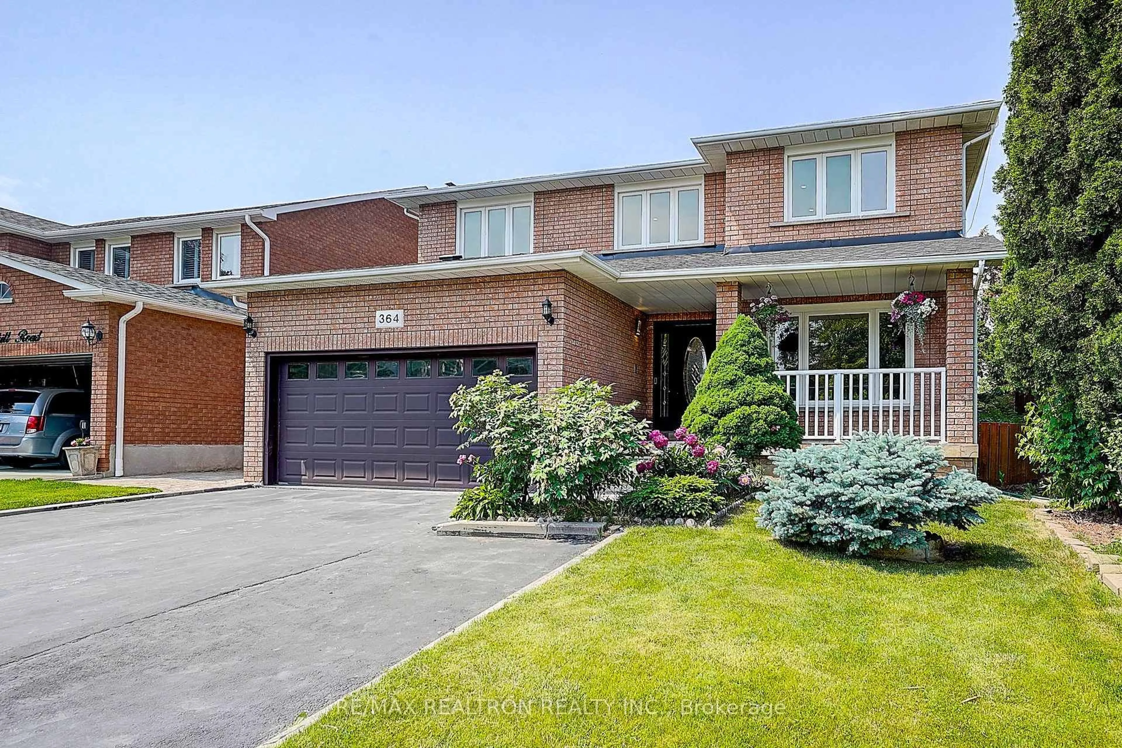 Home with brick exterior material, street for 364 Castlehill Rd, Vaughan Ontario L6A 1N7