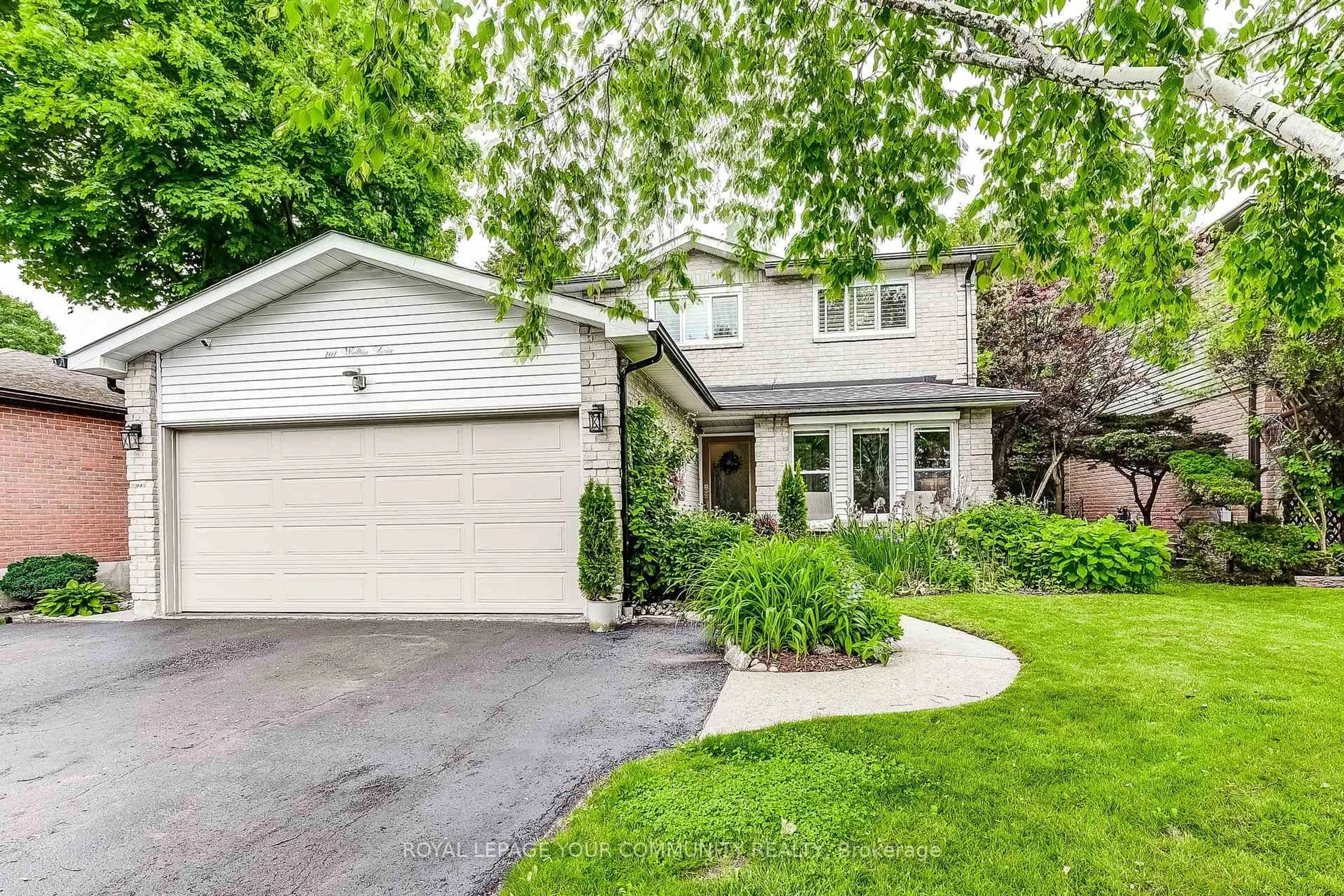 Unknown for 101 Walton Dr, Aurora Ontario L4G 3K2
