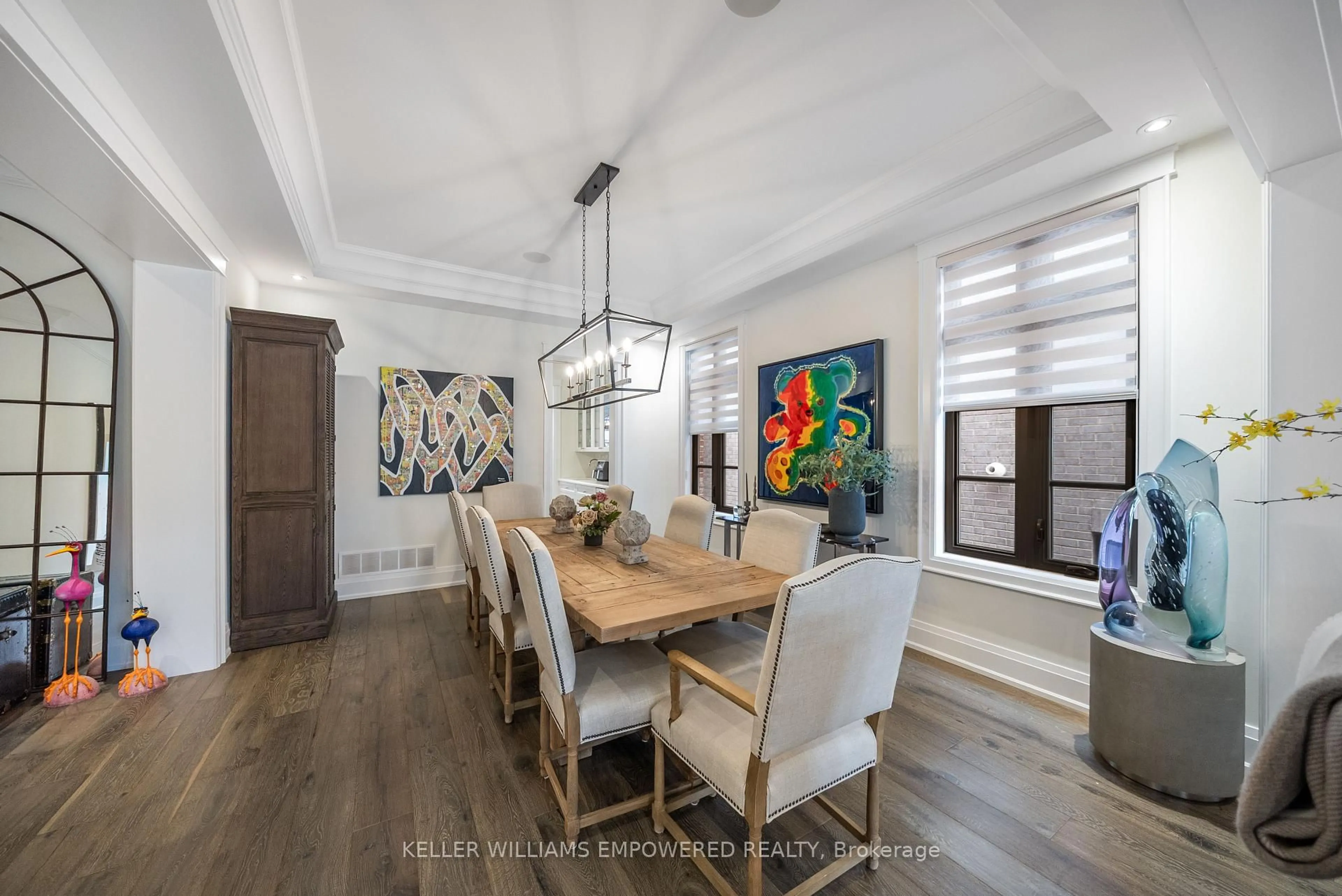 Dining room, unknown for 141 Pathlane Rd, Richmond Hill Ontario L4B 4R1