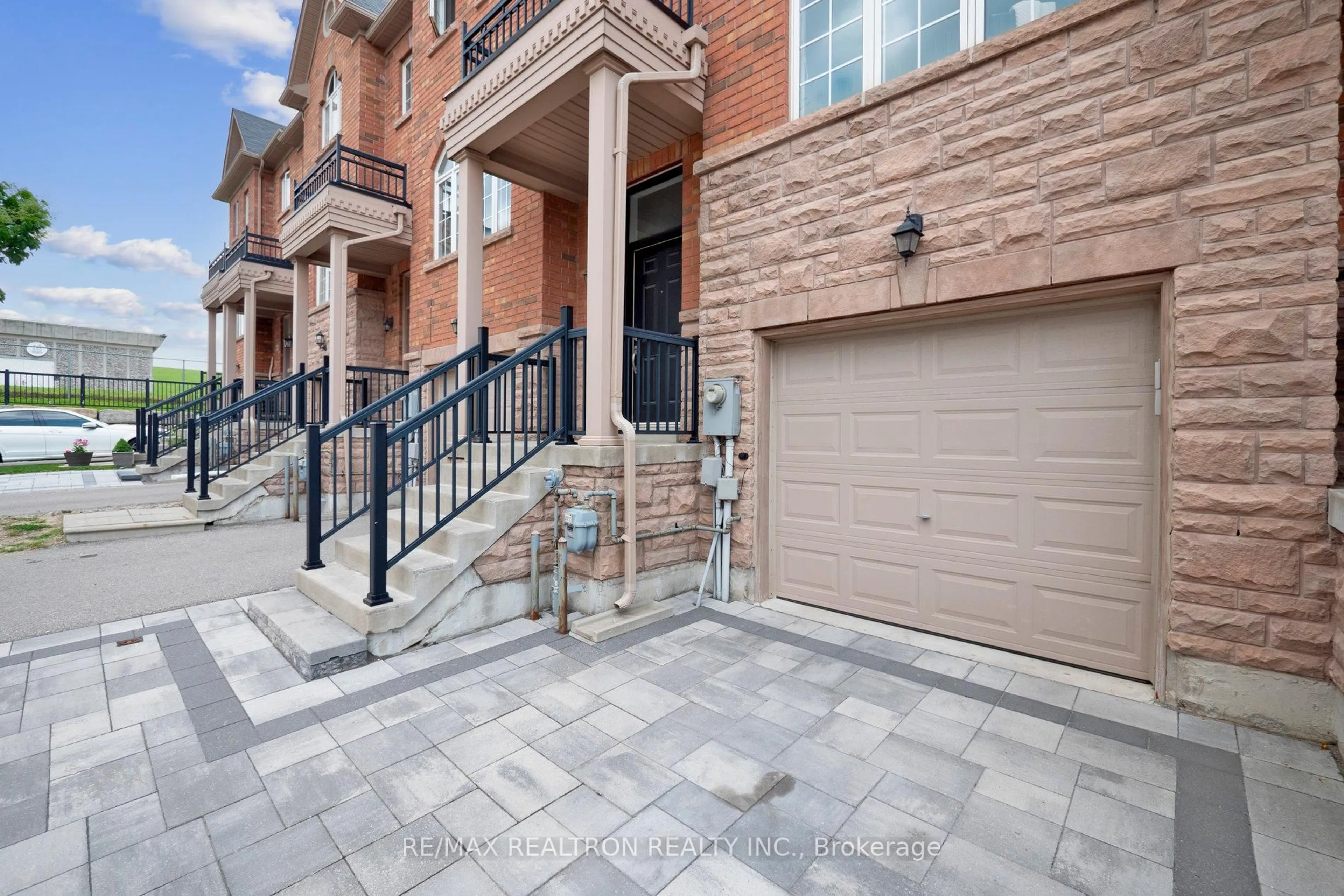 Home with brick exterior material, street for 8777 Dufferin St #45, Vaughan Ontario L4J 8W3
