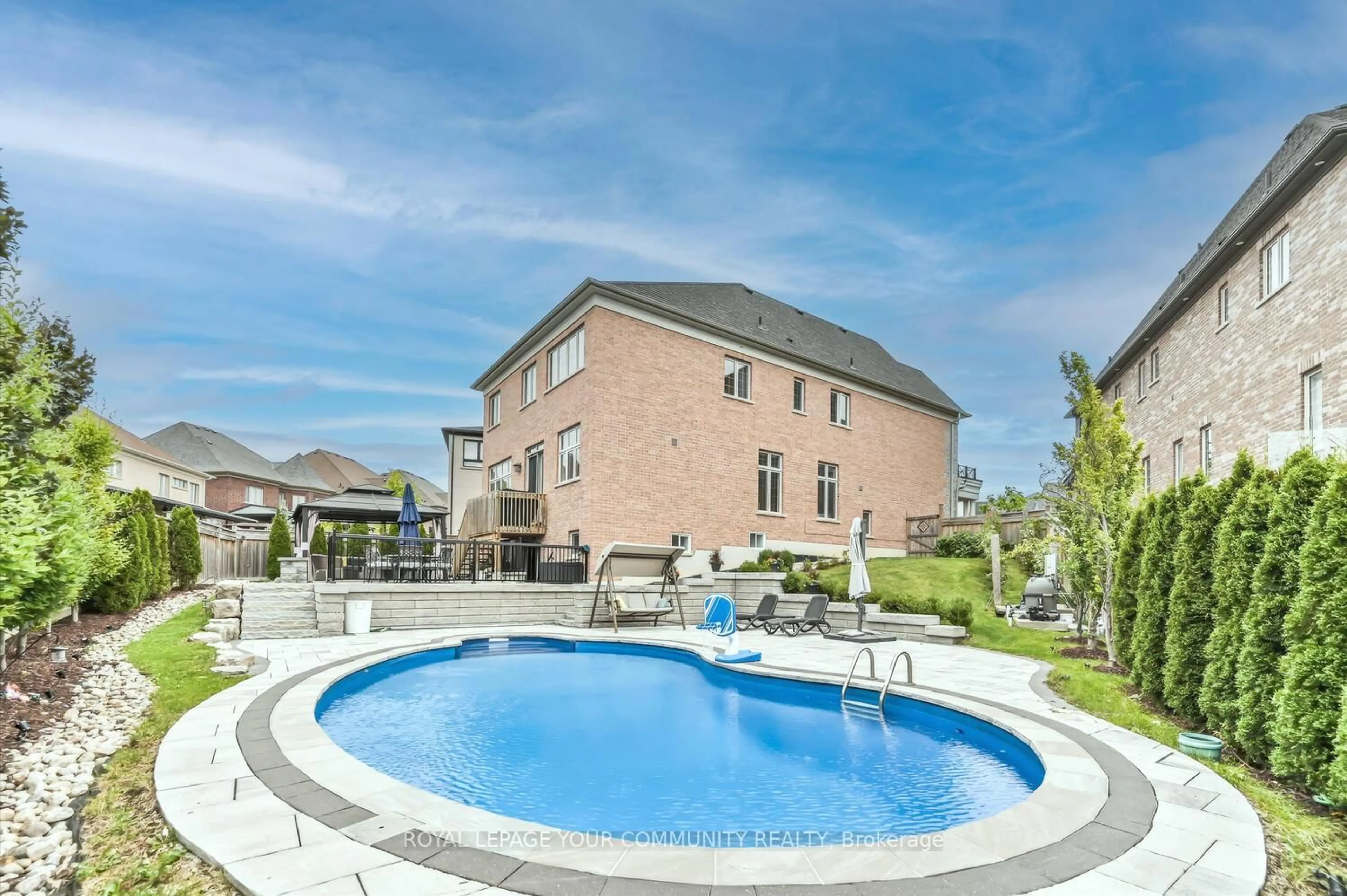 Pool for 38 Perrigo Crt, Vaughan Ontario L6A 4W8