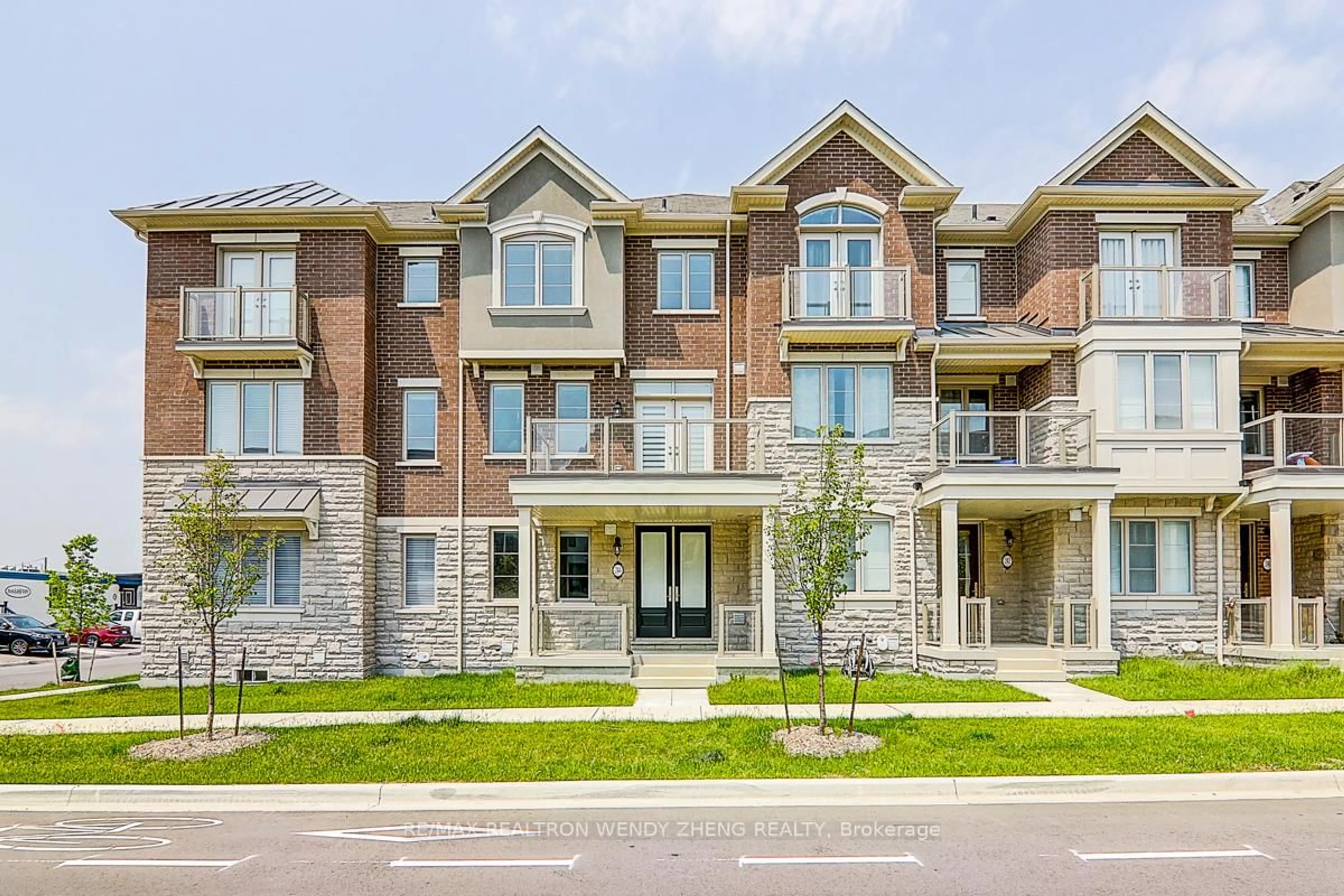 Home with brick exterior material, street for 244 Rustle Woods Ave, Markham Ontario L6B 1R3
