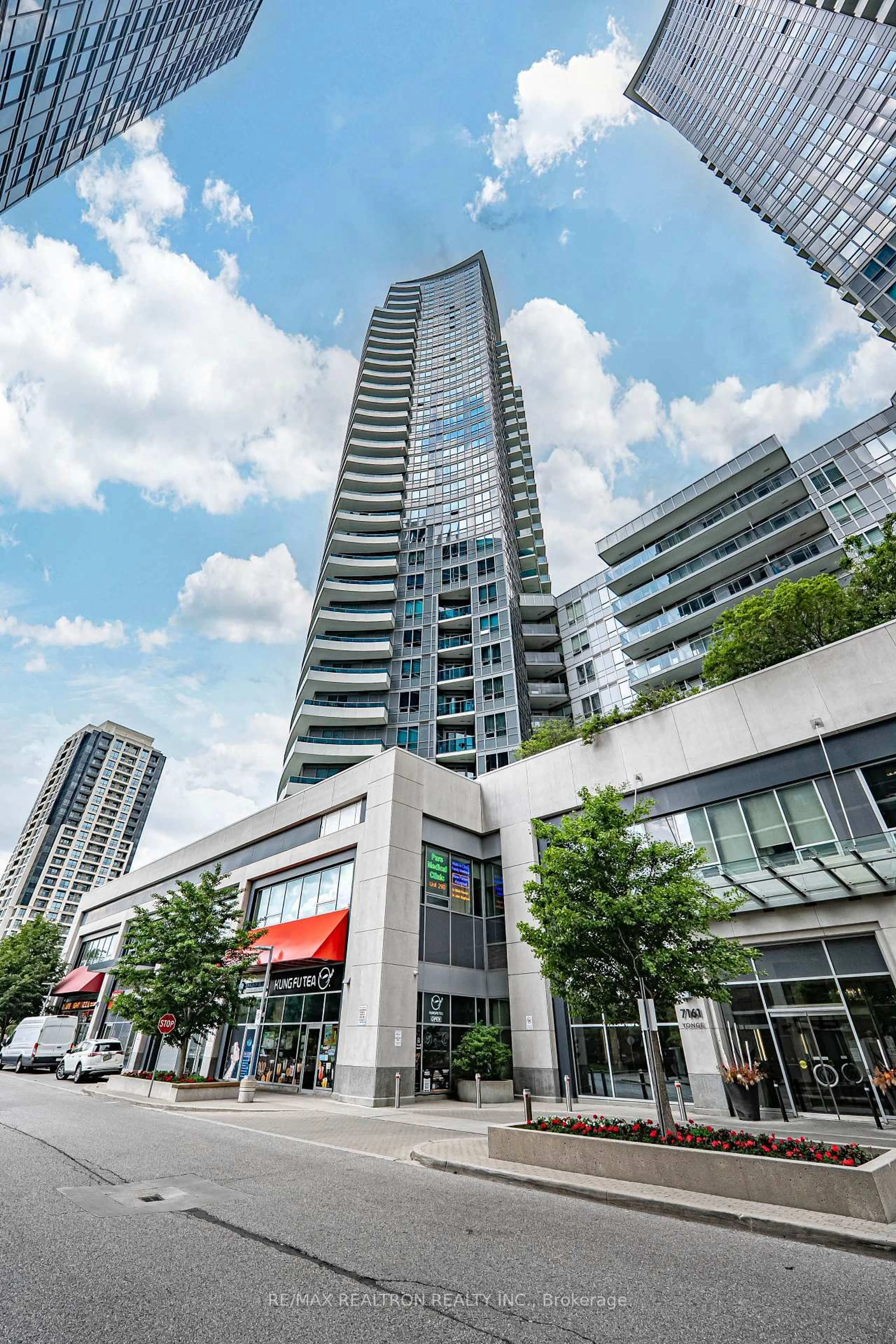 Unknown for 7161 Yonge St #418, Markham Ontario L3T 0C8