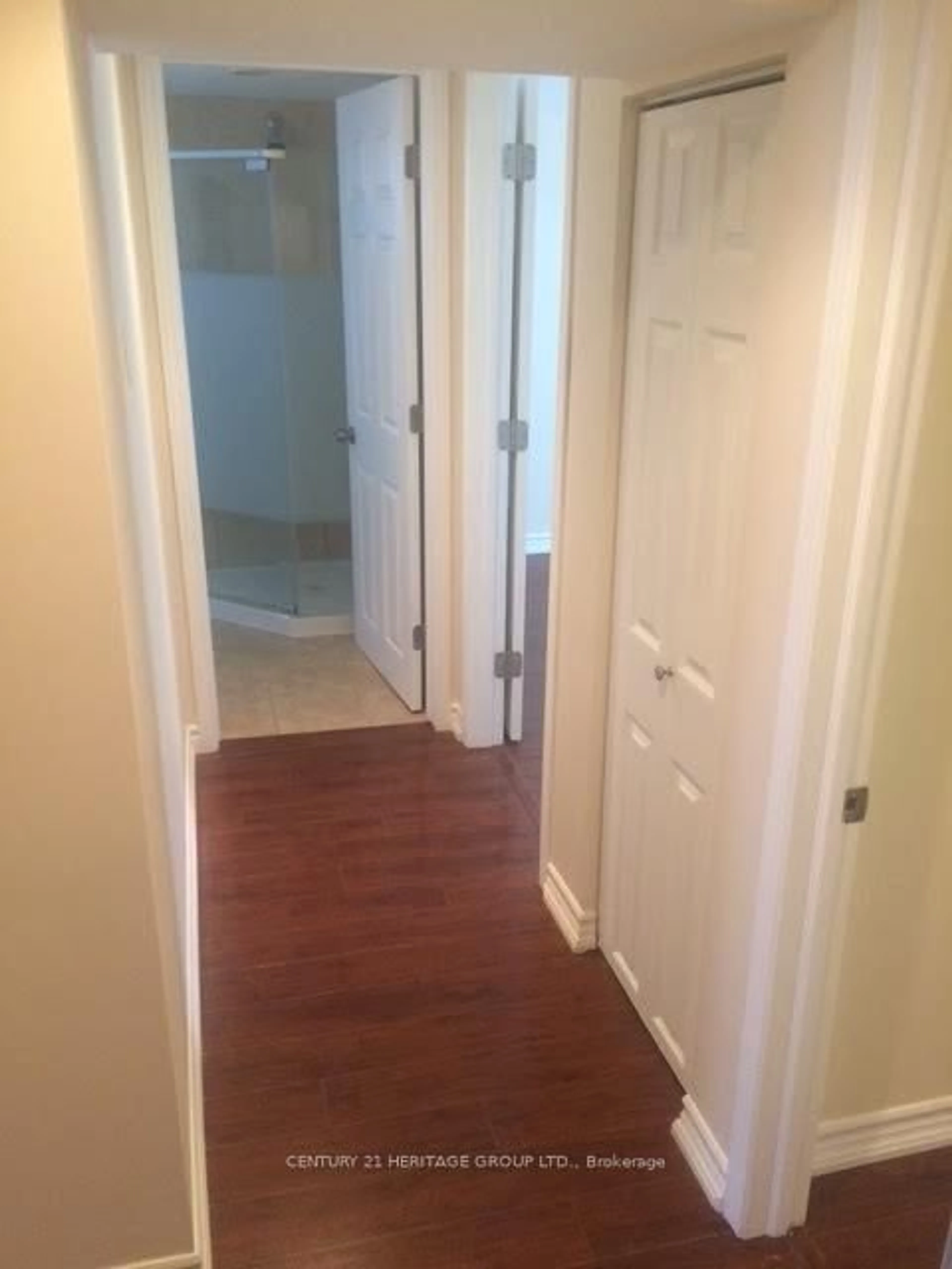A pic of a room for 130 Sheldon Ave, Newmarket Ontario L3Y 2V7
