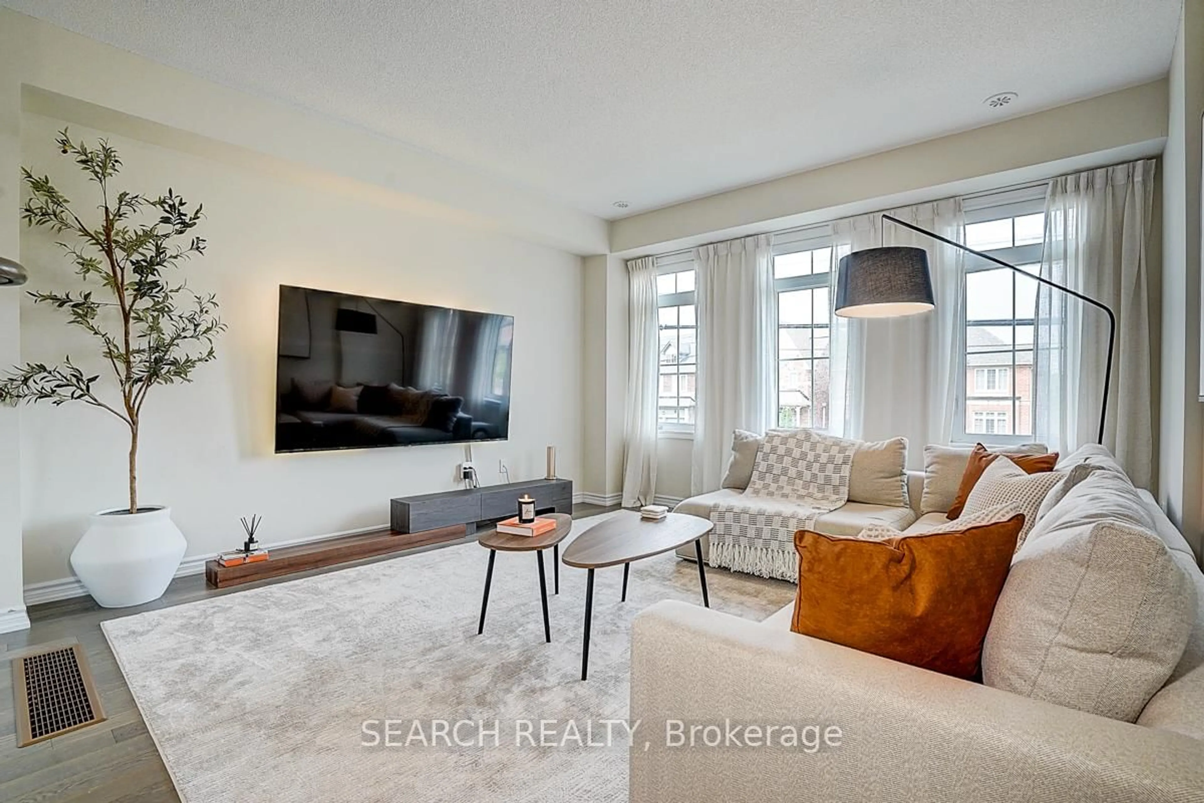 Living room with furniture, unknown for 10931 Victoria Square Blvd, Markham Ontario L6C 0Z3