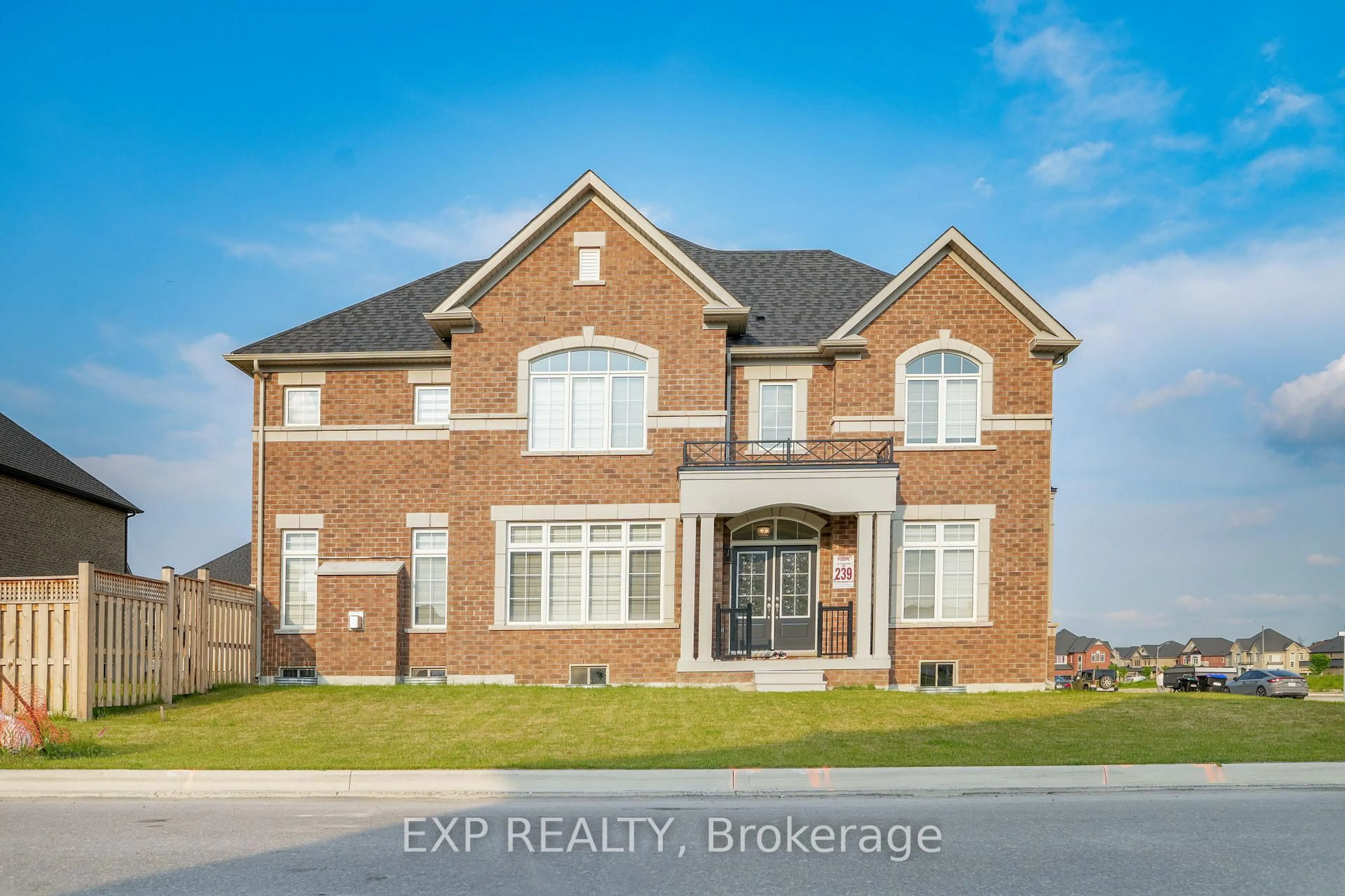 Home with brick exterior material, building for 1120 WICKHAM Rd, Innisfil Ontario L9S 0P8