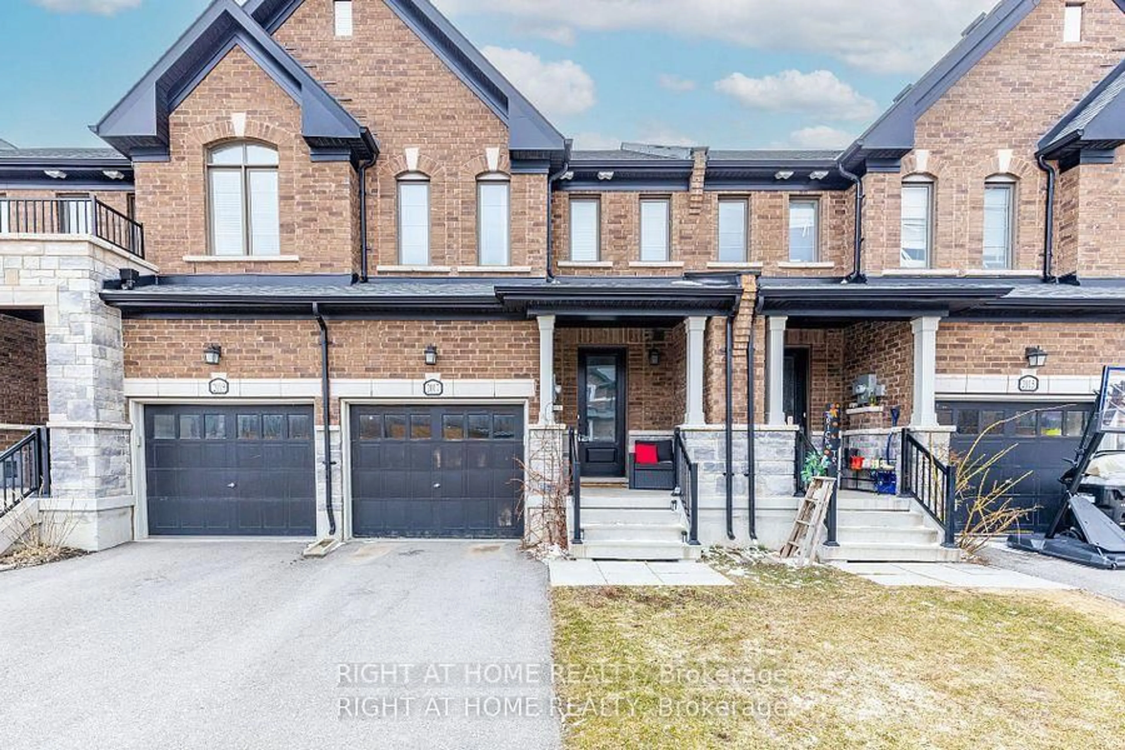 Home with brick exterior material, street for 2017 Mullen St, Innisfil Ontario L9S 0J8