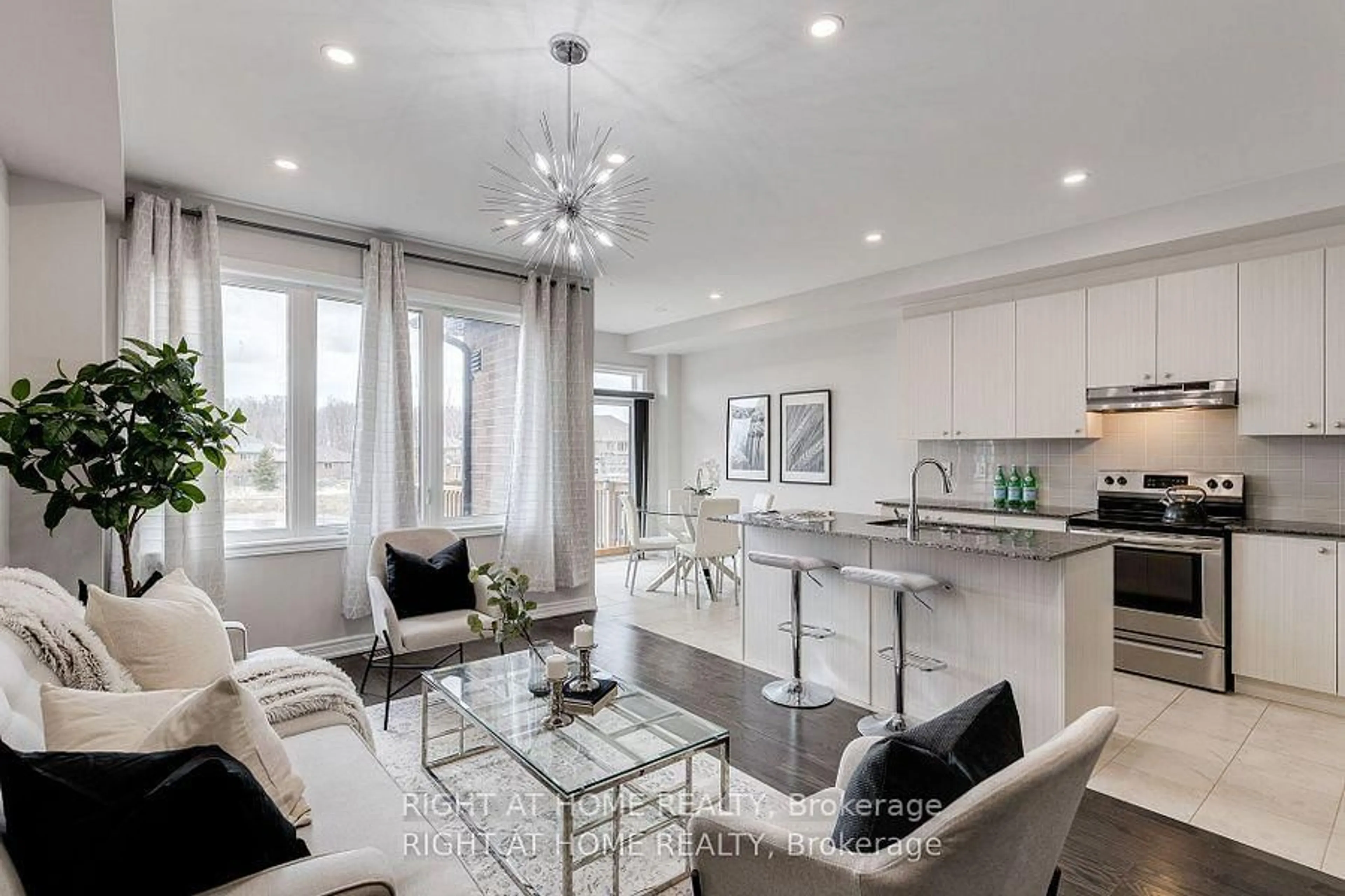 Open concept kitchen, unknown for 2017 Mullen St, Innisfil Ontario L9S 0J8