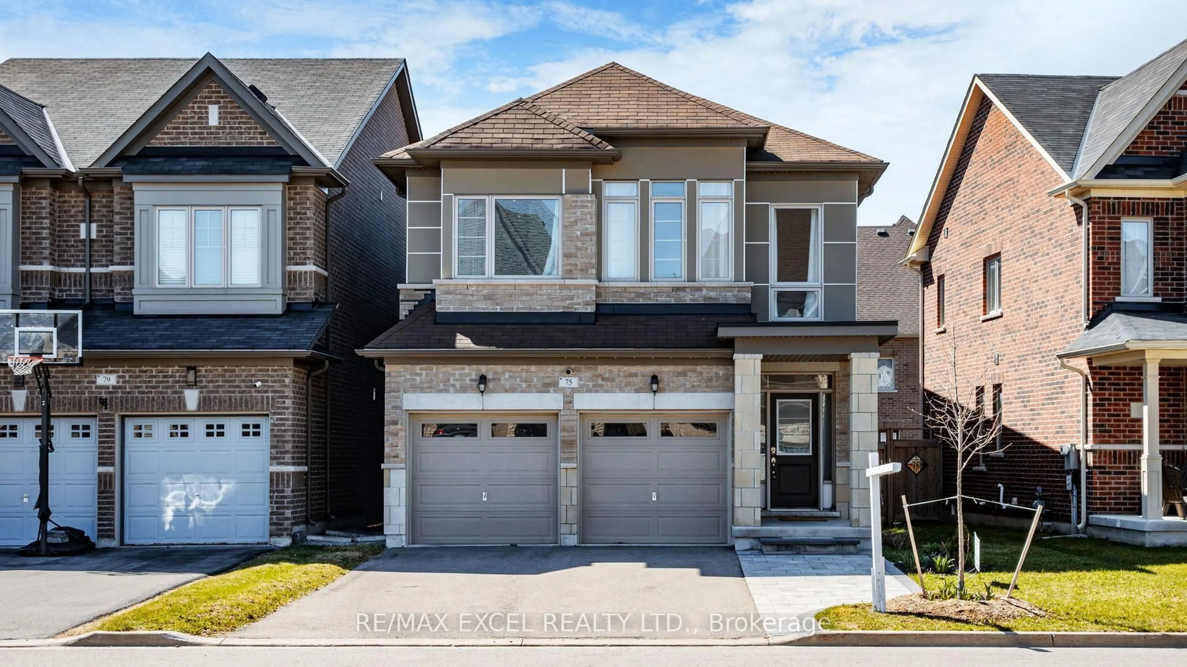 Home with brick exterior material, street for 75 Chouinard Way, Aurora Ontario L4G 7C4
