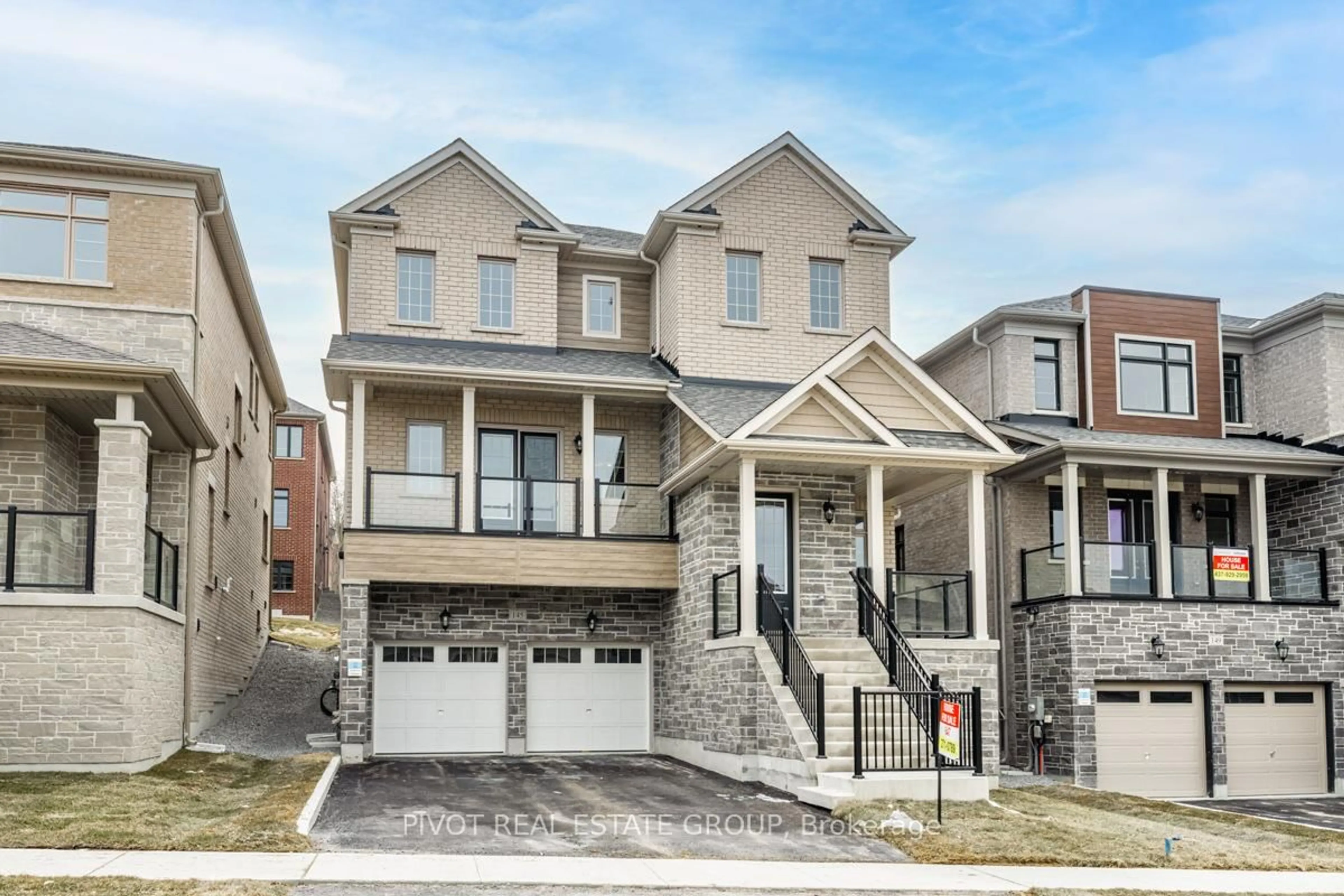 Home with brick exterior material, street for 145 Rowe St, Bradford West Gwillimbury Ontario L3Z 4N2