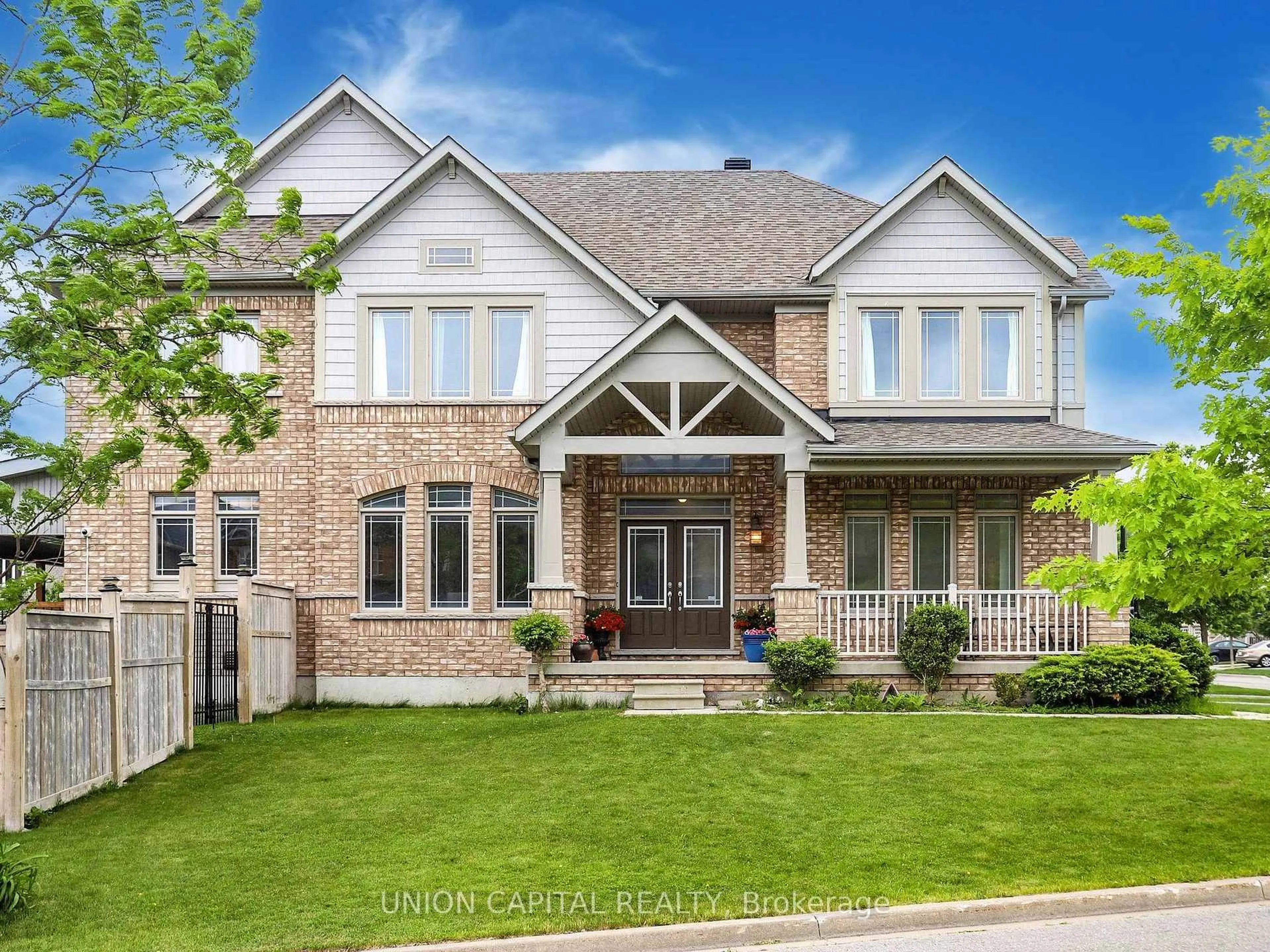 Home with brick exterior material, street for 83 Mooney St, Bradford West Gwillimbury Ontario L3Z 0K7