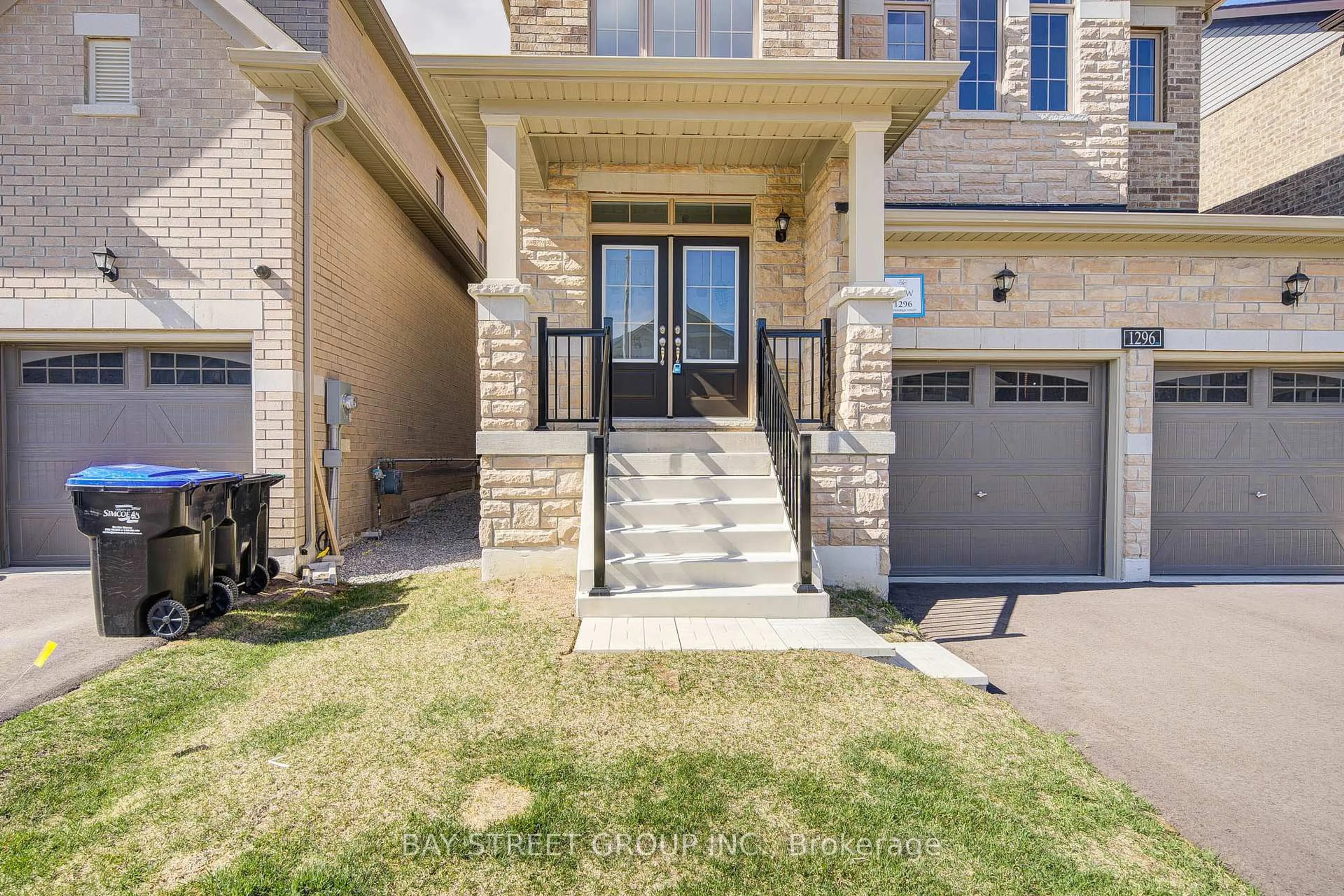Unknown for 1296 Broderick St, Innisfil Ontario L9S 0P6