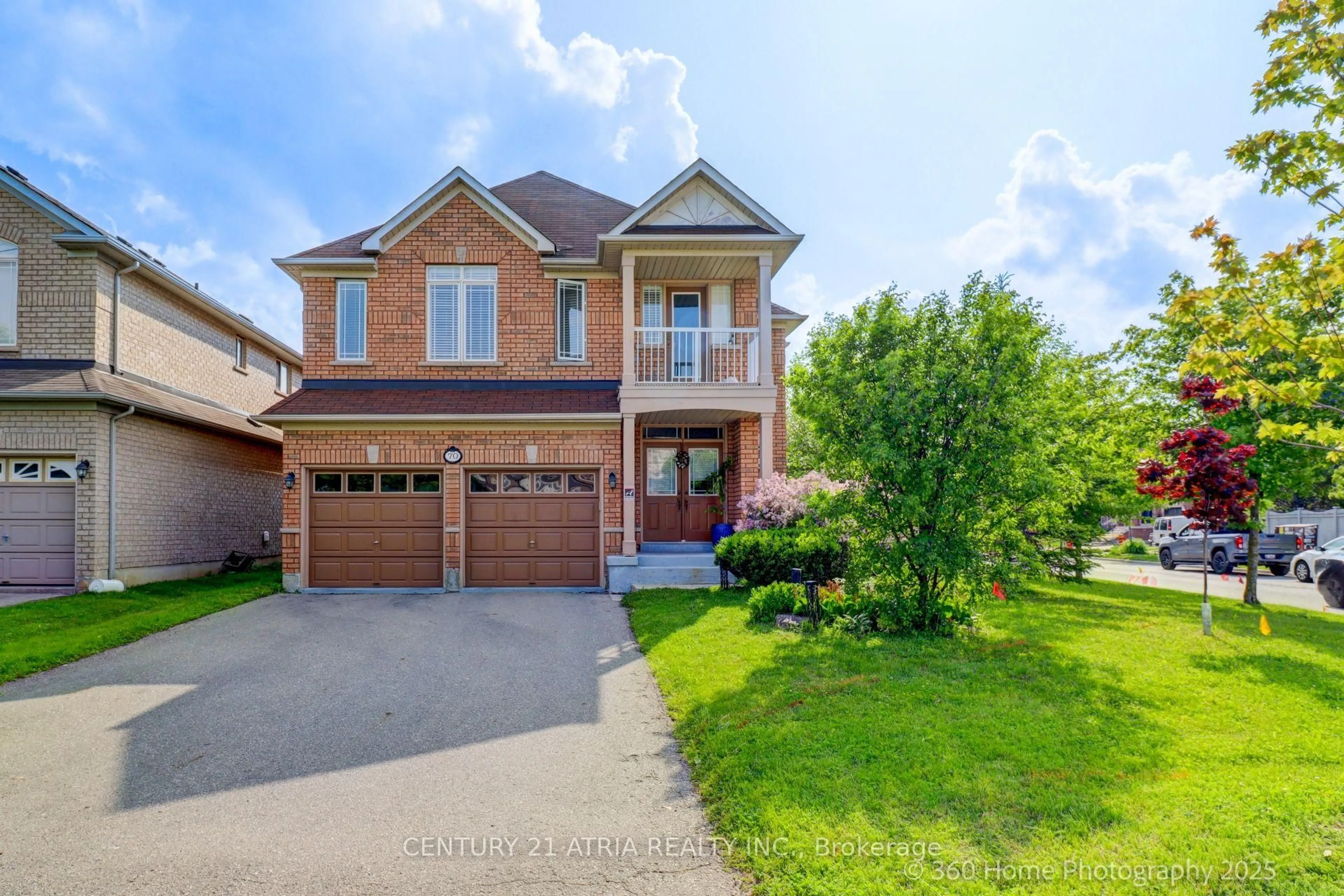 Home with brick exterior material, street for 70 Blackforest Dr, Richmond Hill Ontario L4E 4R5