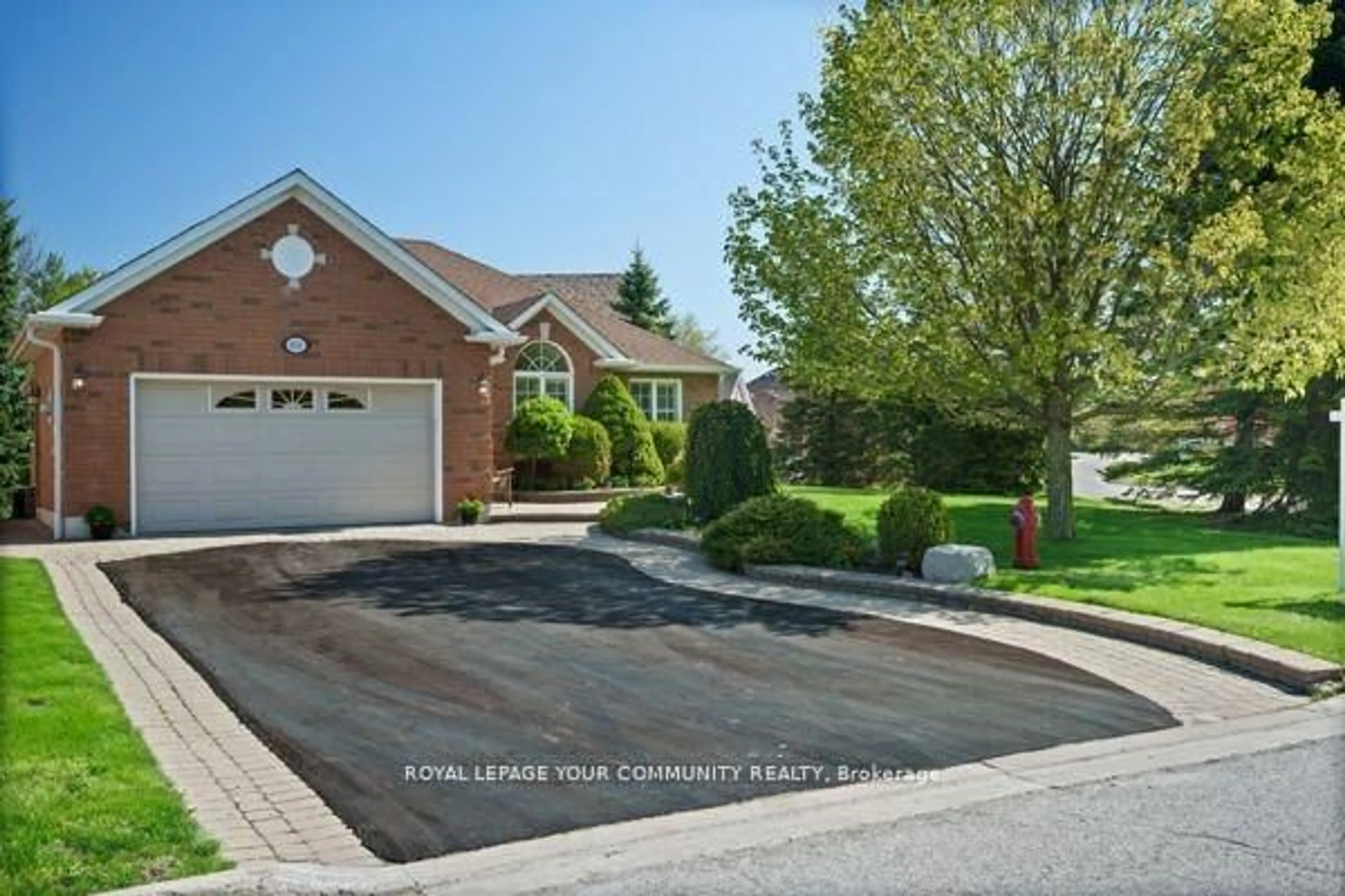 Unknown for 851 Shadrach Dr, Newmarket Ontario L3X 2H2