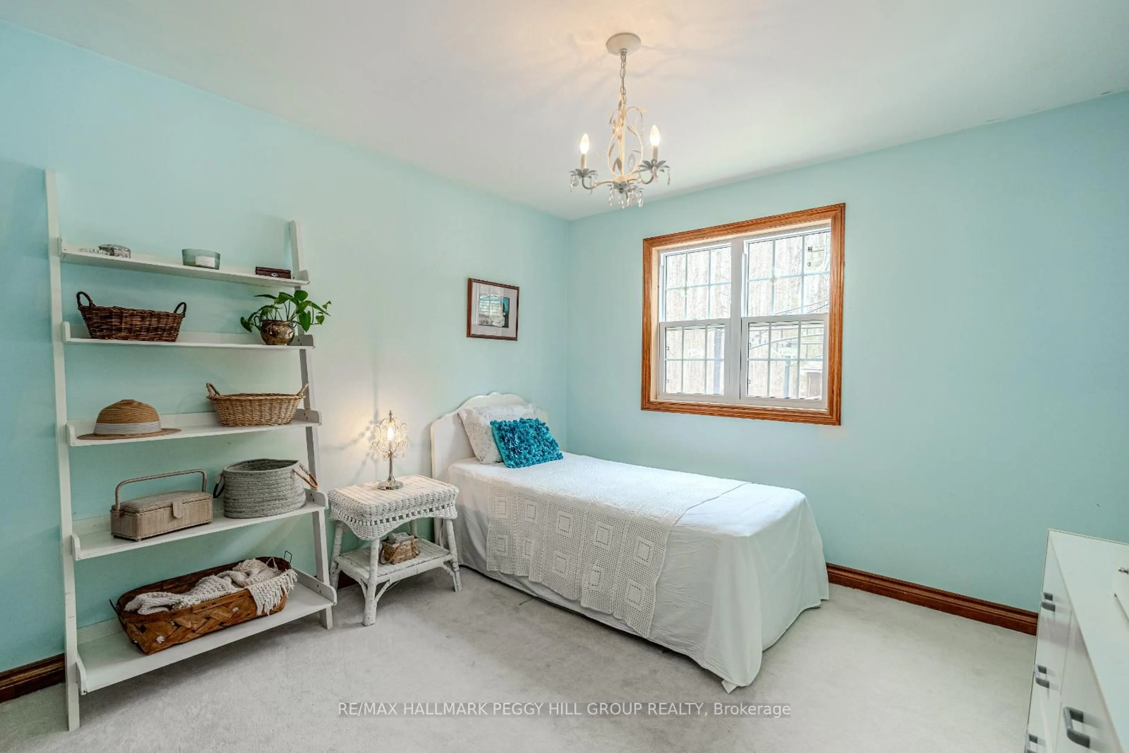 Bedroom with bed, unknown for 6 Woodland Heights Dr, Adjala-Tosorontio Ontario L0M 1J0