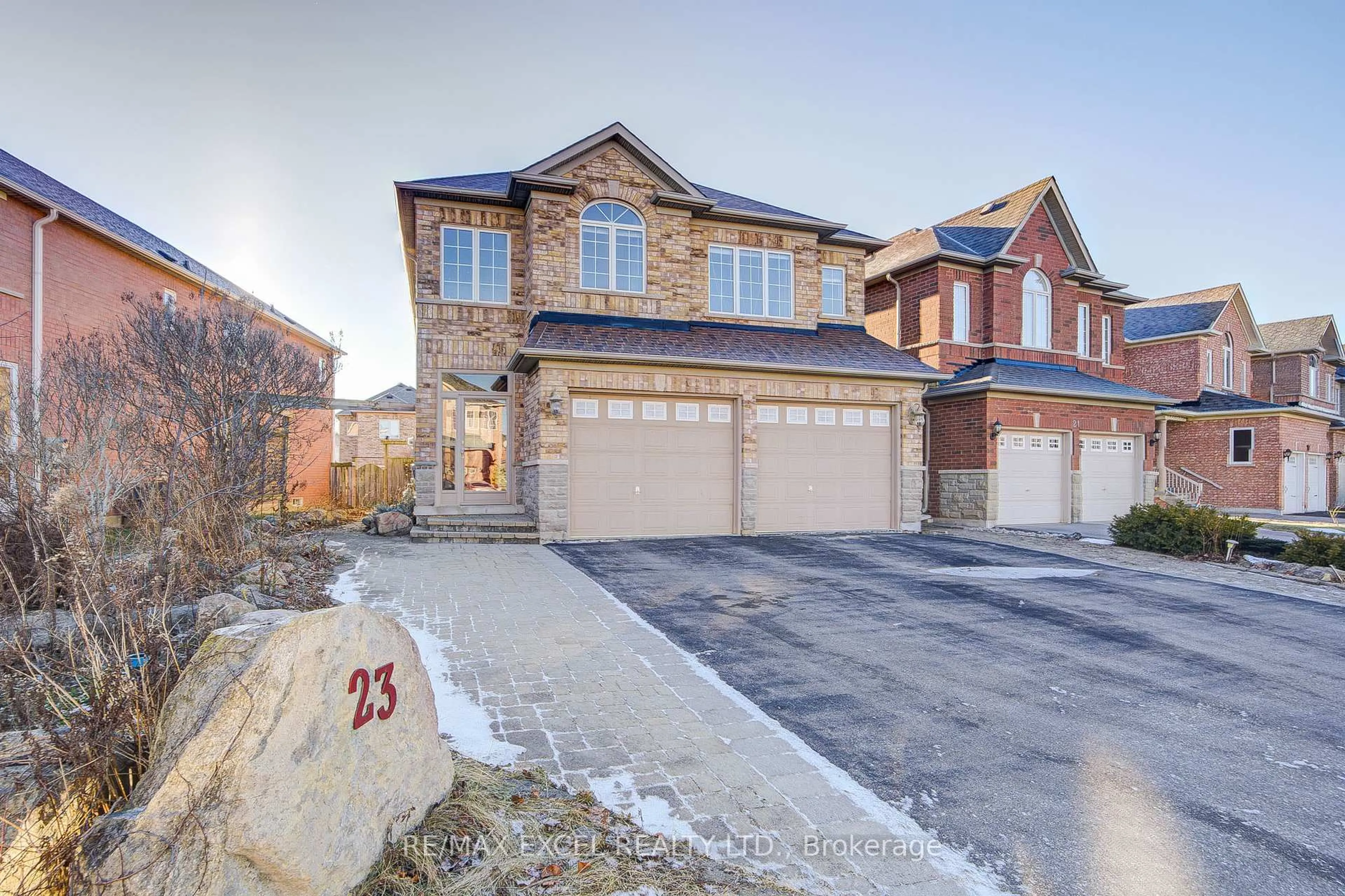 Unknown for 23 Lena Dr, Richmond Hill Ontario L4S 2V4