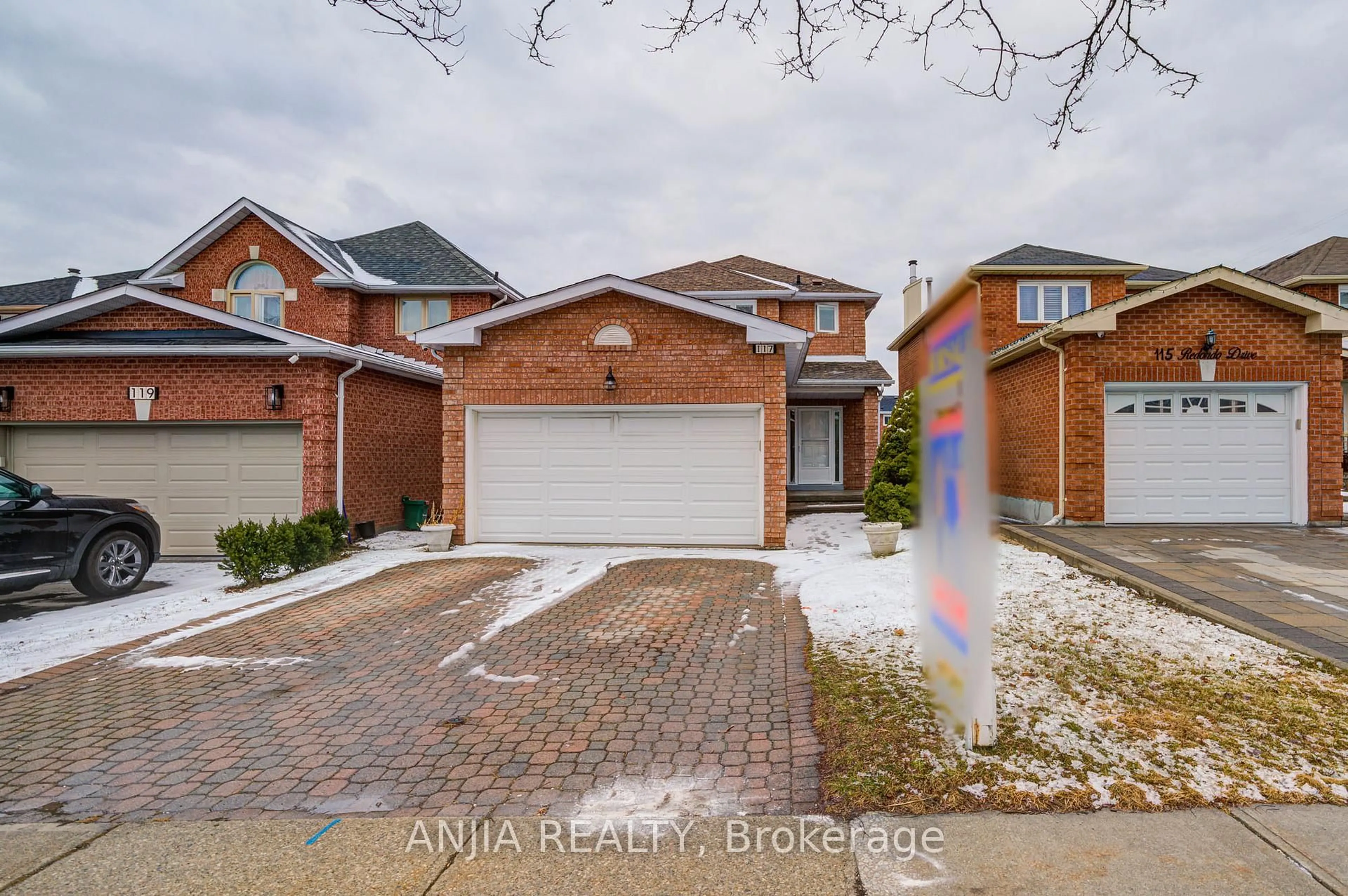 Home with brick exterior material, street for 117 Redondo Dr, Vaughan Ontario L4J 7S6