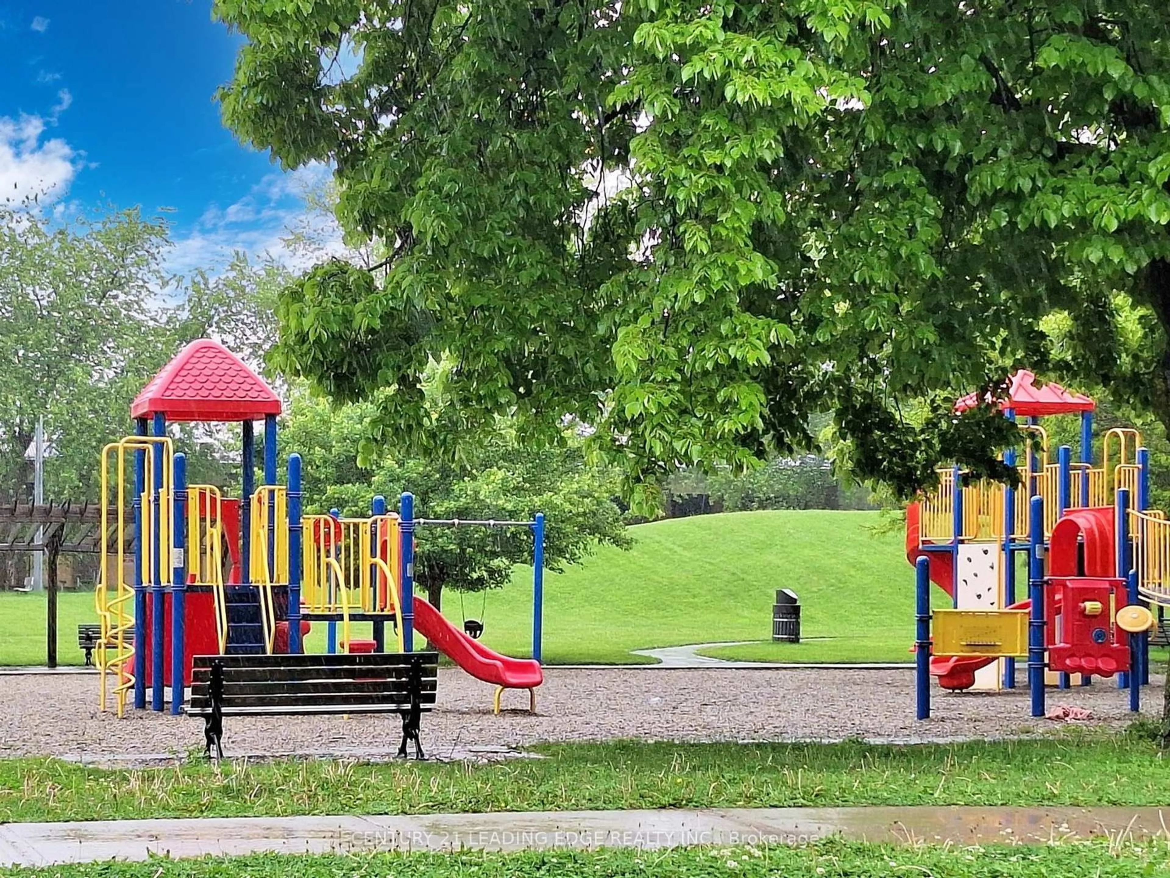 Blurry image for 481 Rupert Ave #328, Whitchurch-Stouffville Ontario L4A 1T4