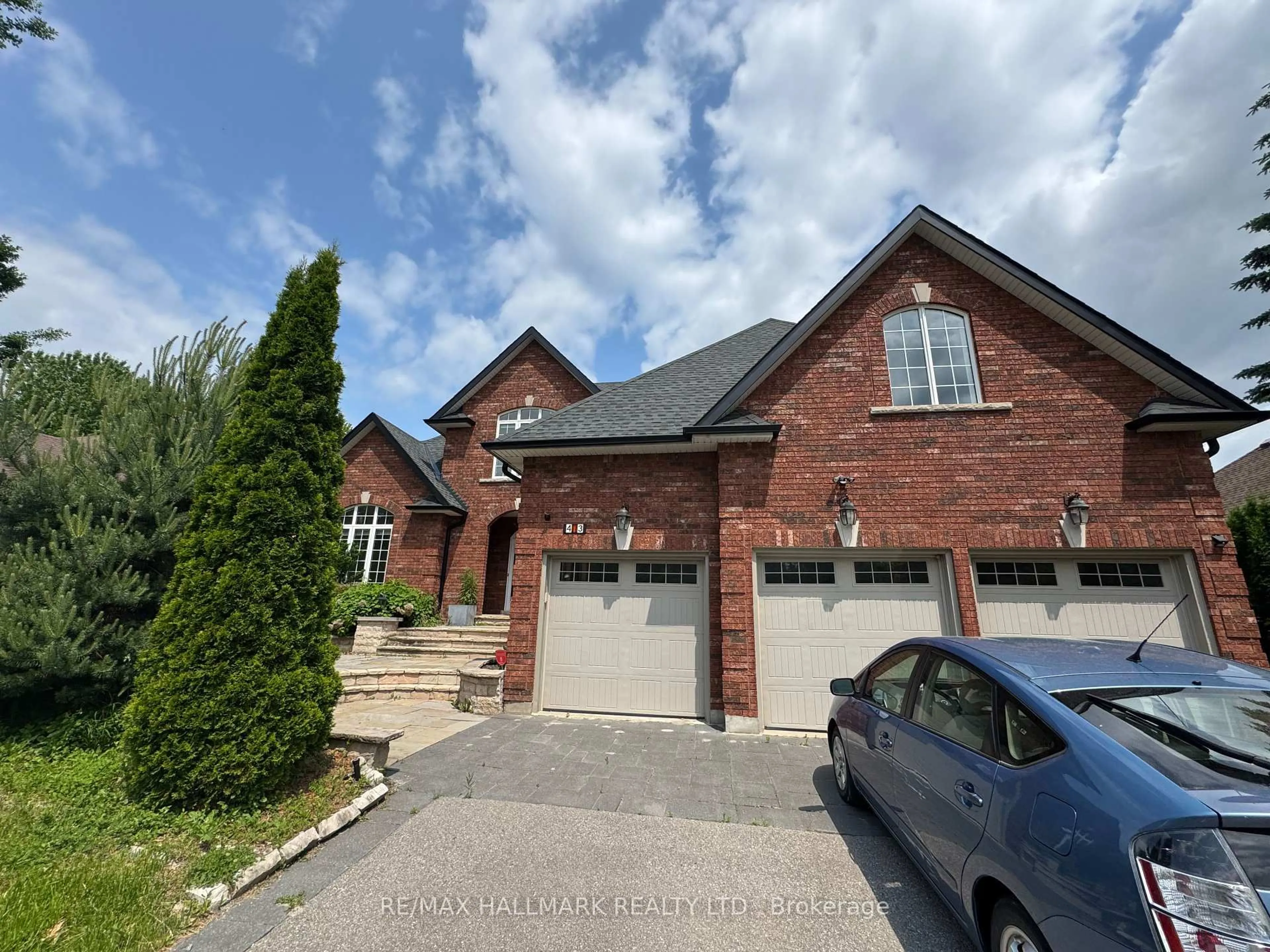 Home with brick exterior material, street for 413 Coventry Hill Tr, Newmarket Ontario L3X 2G9