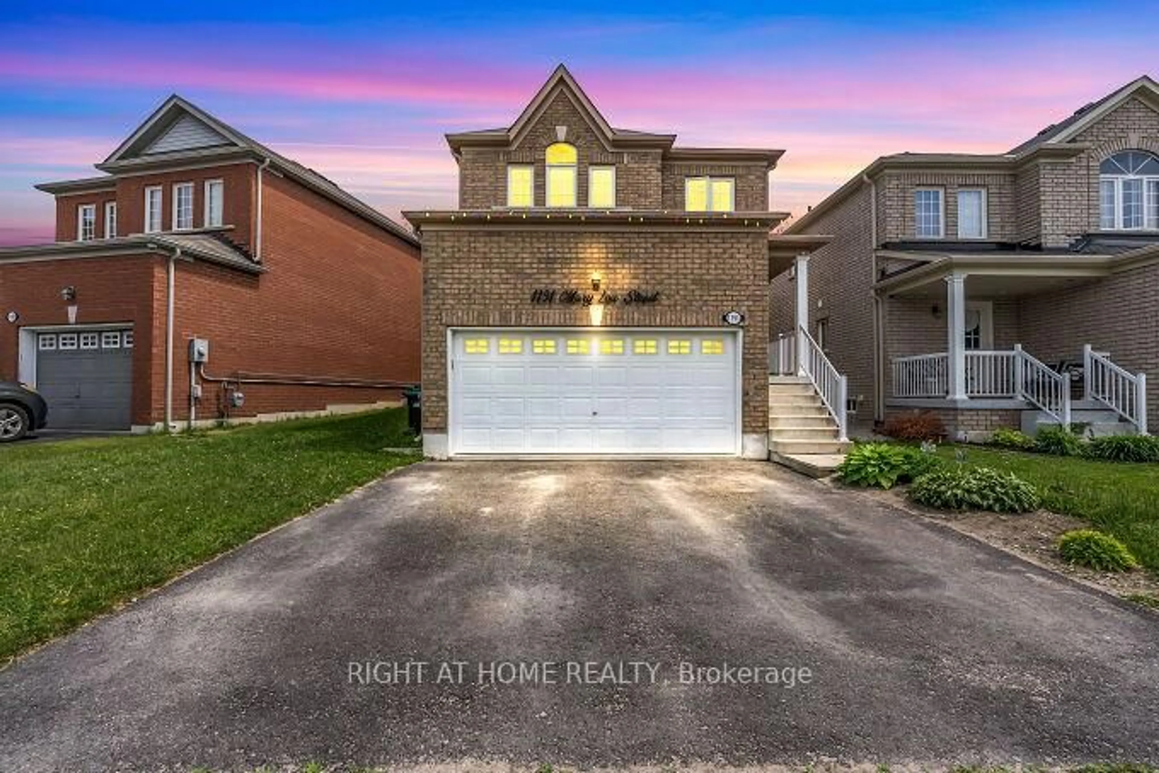 Home with brick exterior material, street for 1191 Mary-Lou St, Innisfil Ontario L9S 5A4