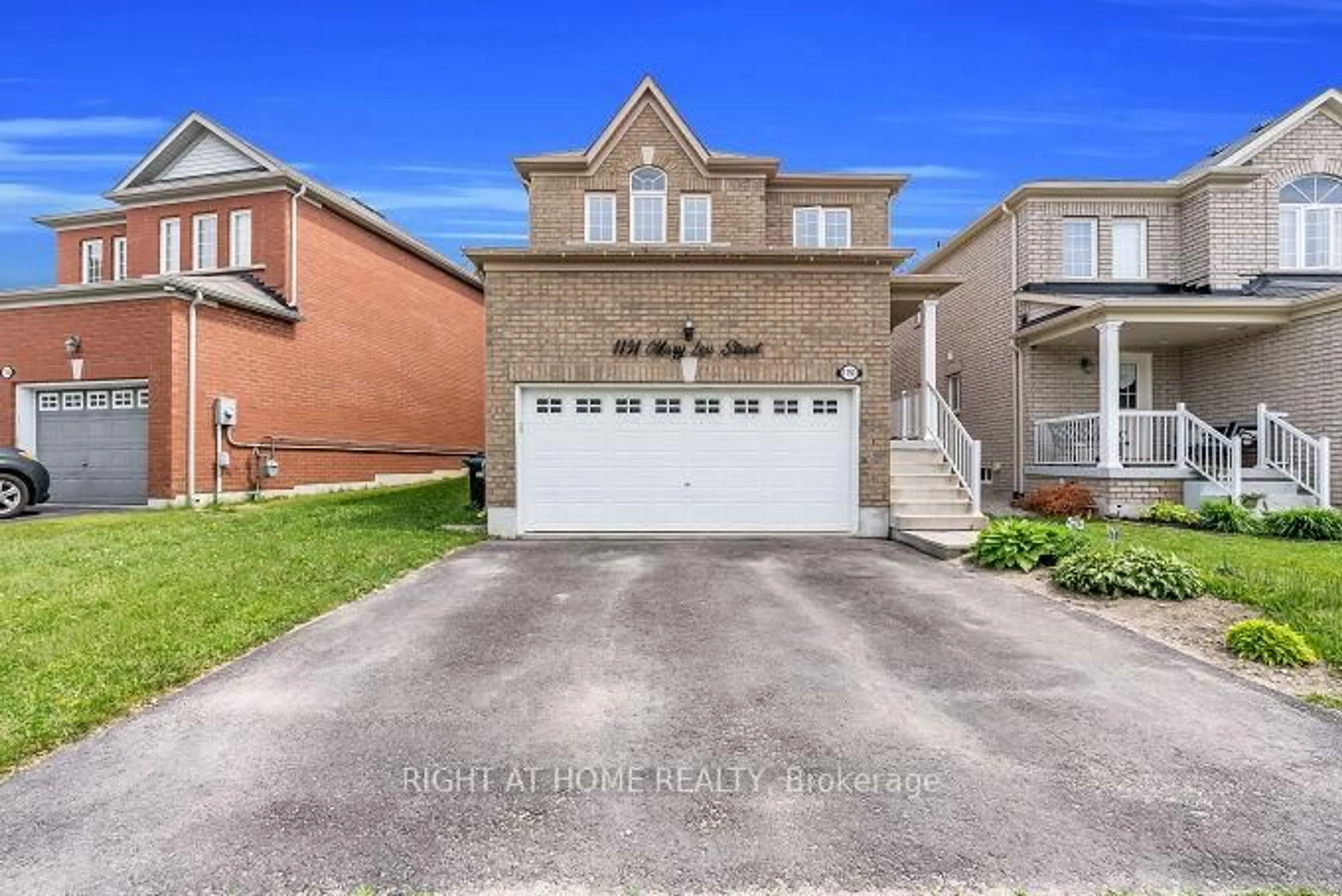 Home with brick exterior material, street for 1191 Mary-Lou St, Innisfil Ontario L9S 5A4
