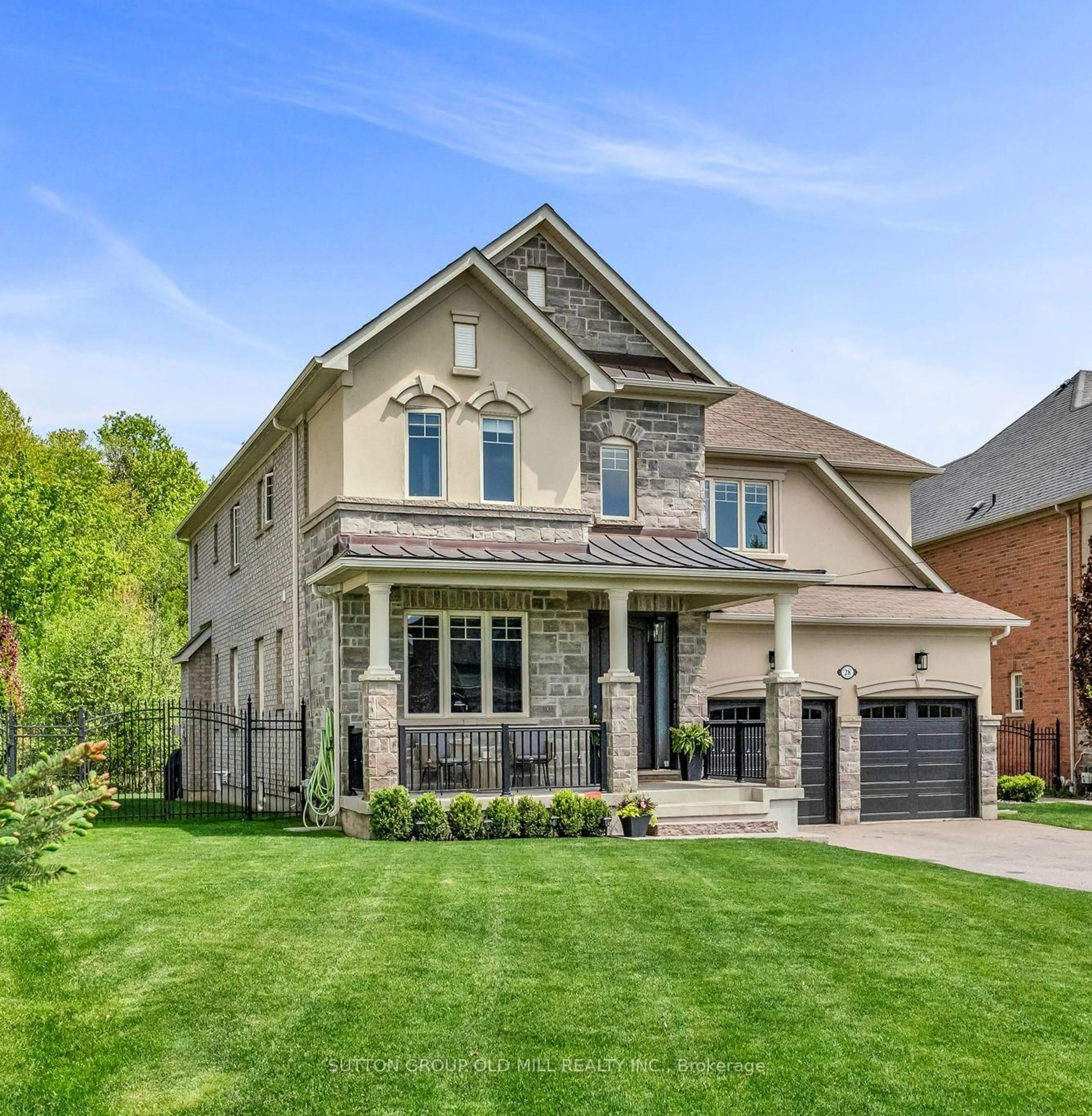 Home with brick exterior material, street for 28 Wedgeport Crt, King Ontario L7B 0A4