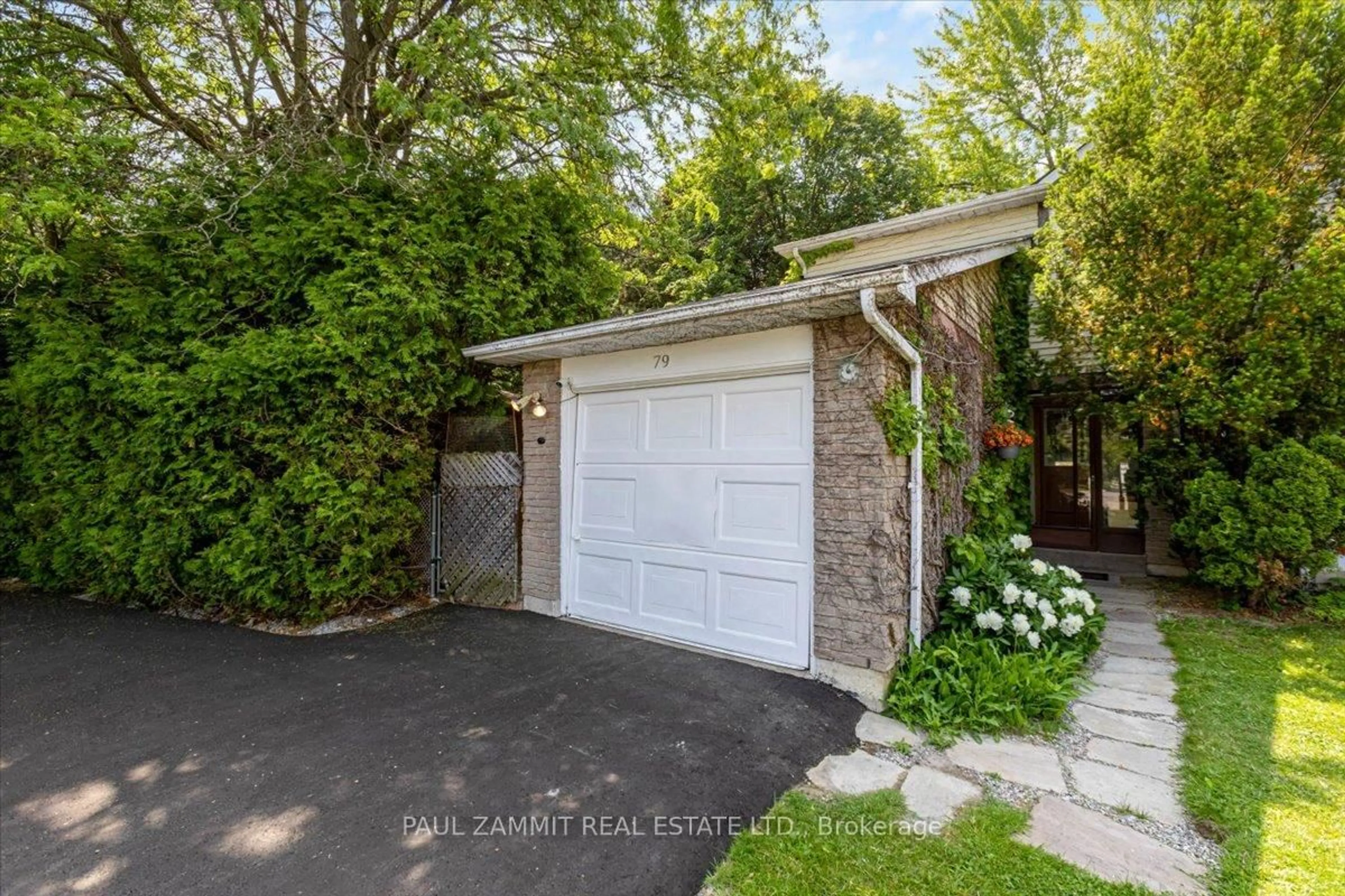 Indoor garage for 79 Durie Lane, Markham Ontario L3T 5H4