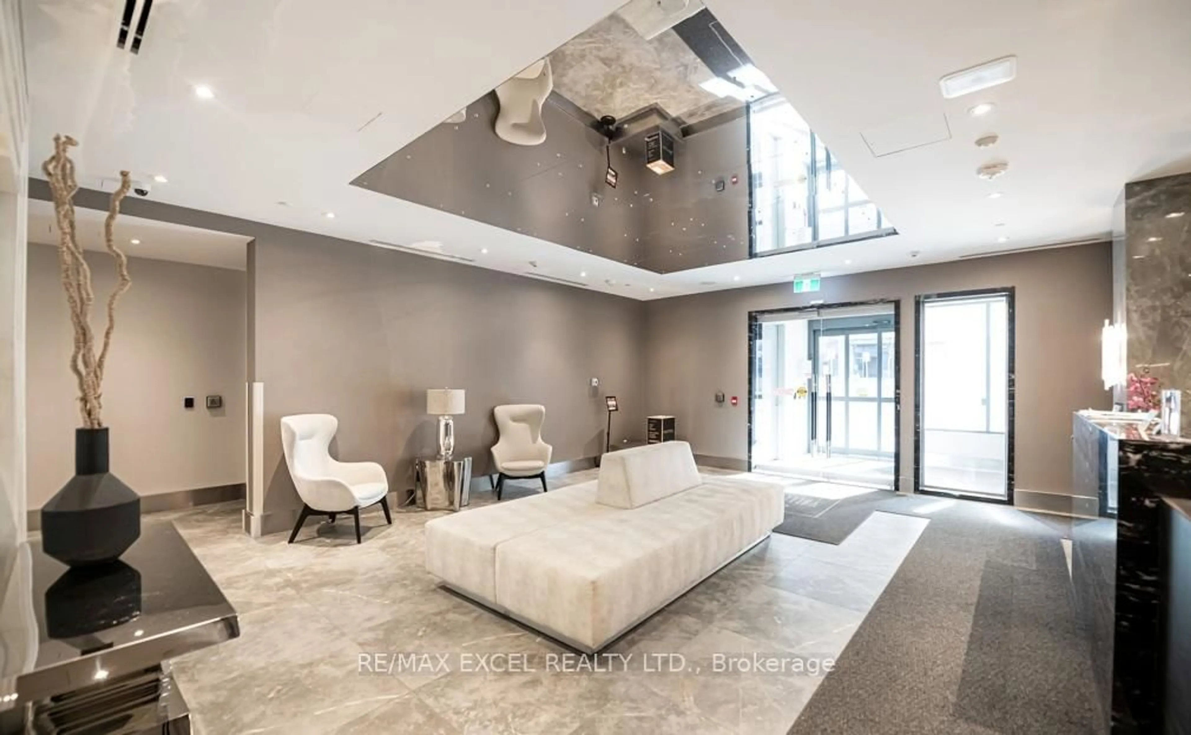 Lobby for 398 Highway 7 Rd #1206, Richmond Hill Ontario L4B 0G6