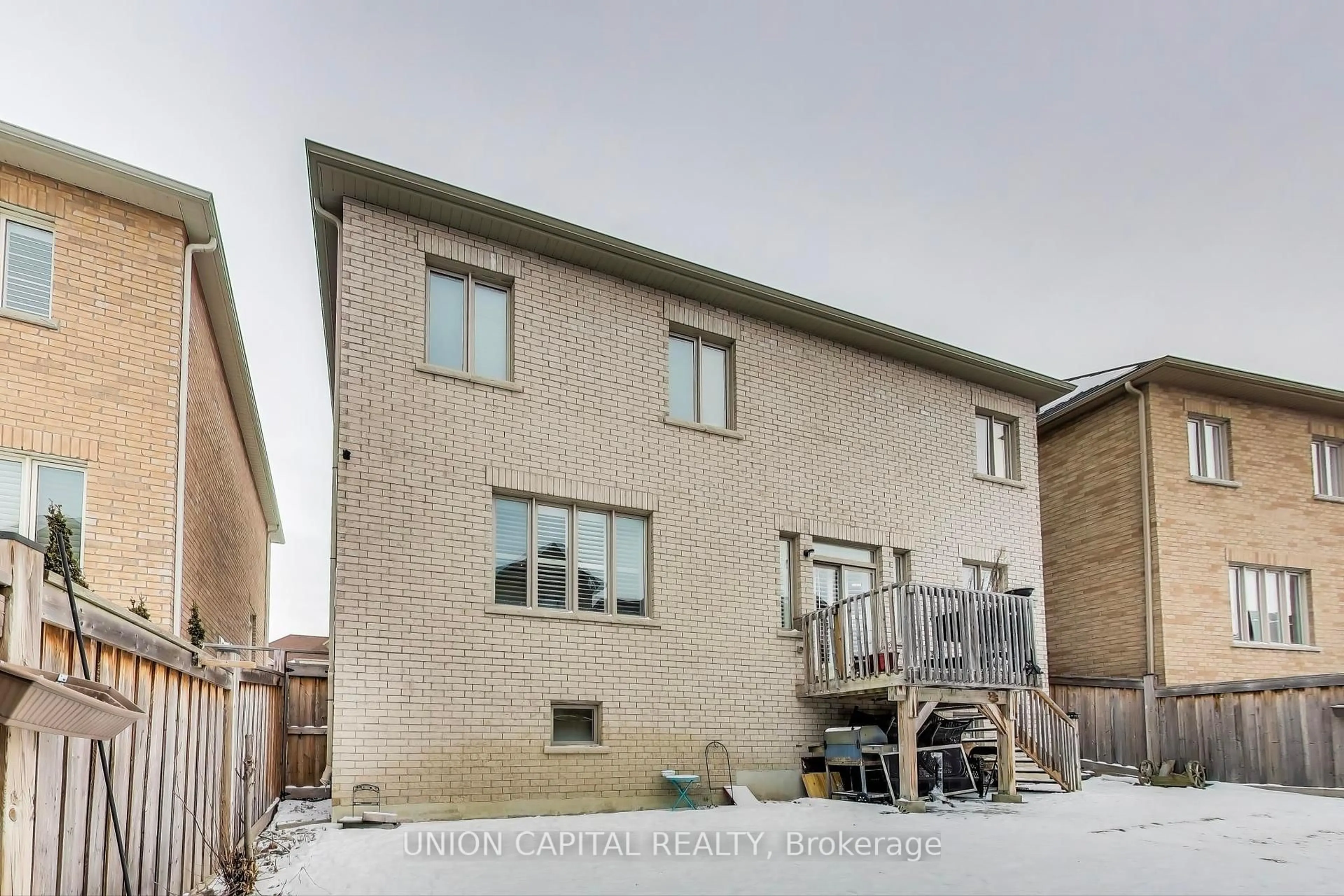 Unknown for 918 Ernest Cousins Circ, Newmarket Ontario L3X 0B7