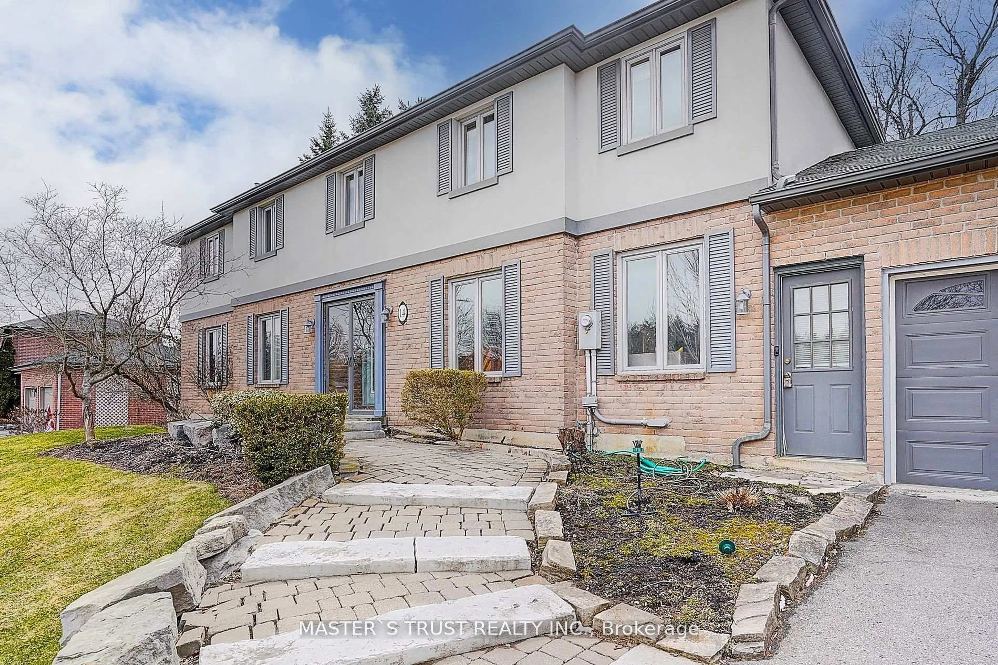 Home with brick exterior material, street for 14 Lady Diana Crt, Whitchurch-Stouffville Ontario L0H 1G0