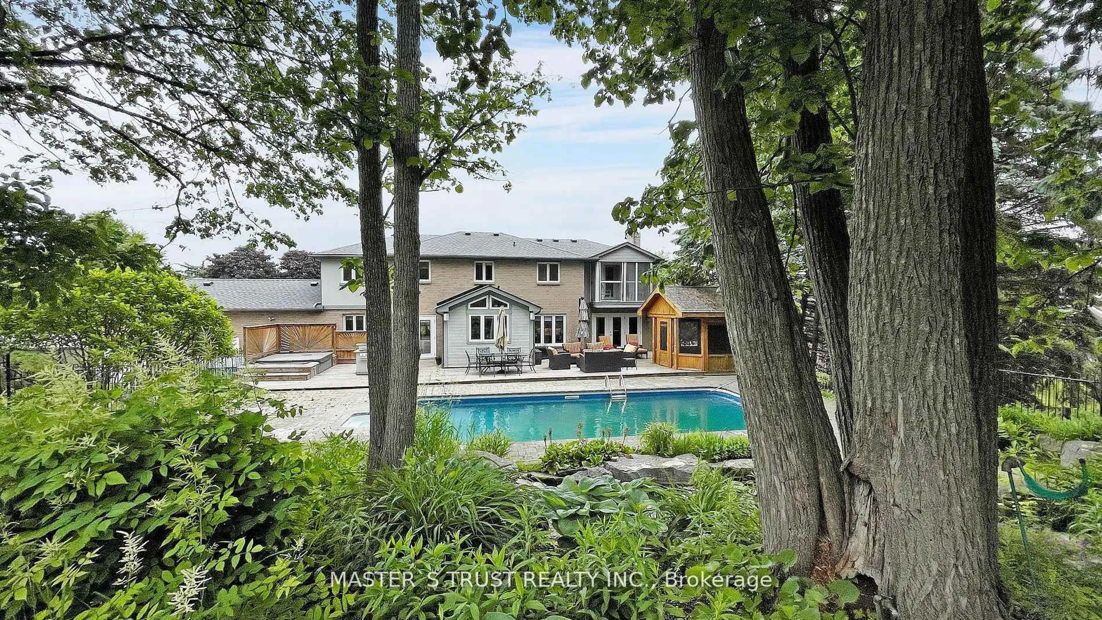 Unknown for 14 Lady Diana Crt, Whitchurch-Stouffville Ontario L0H 1G0