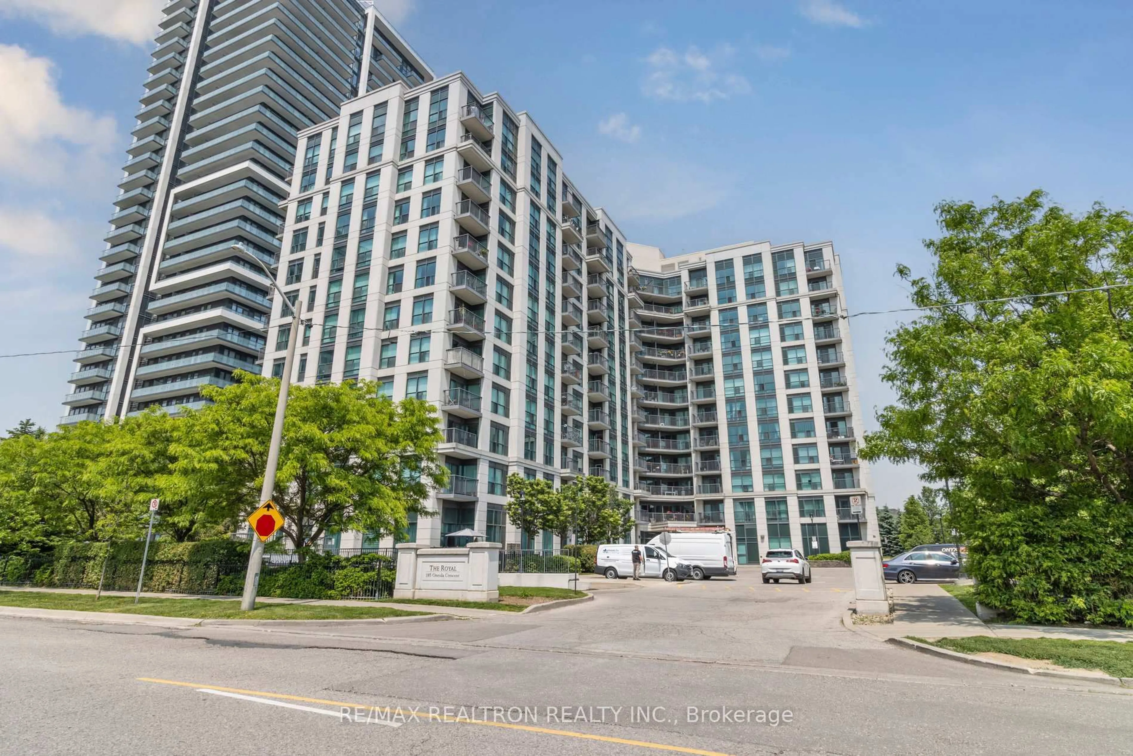 Unknown for 185 Oneida Cres #Ph12, Richmond Hill Ontario L4B 0B1