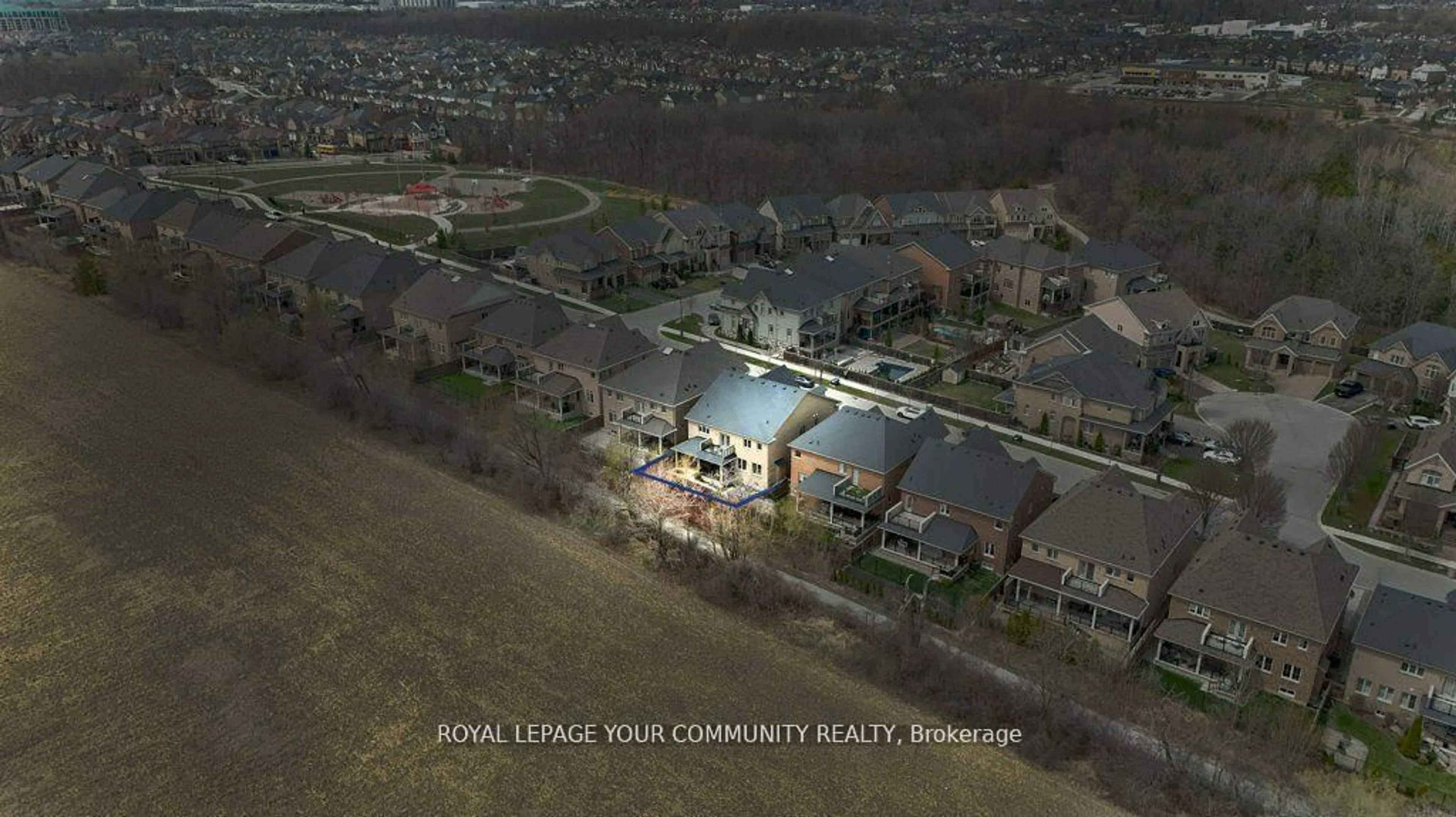 Blurry image for 178 Gar Lehman Ave, Whitchurch-Stouffville Ontario L4A 0H8