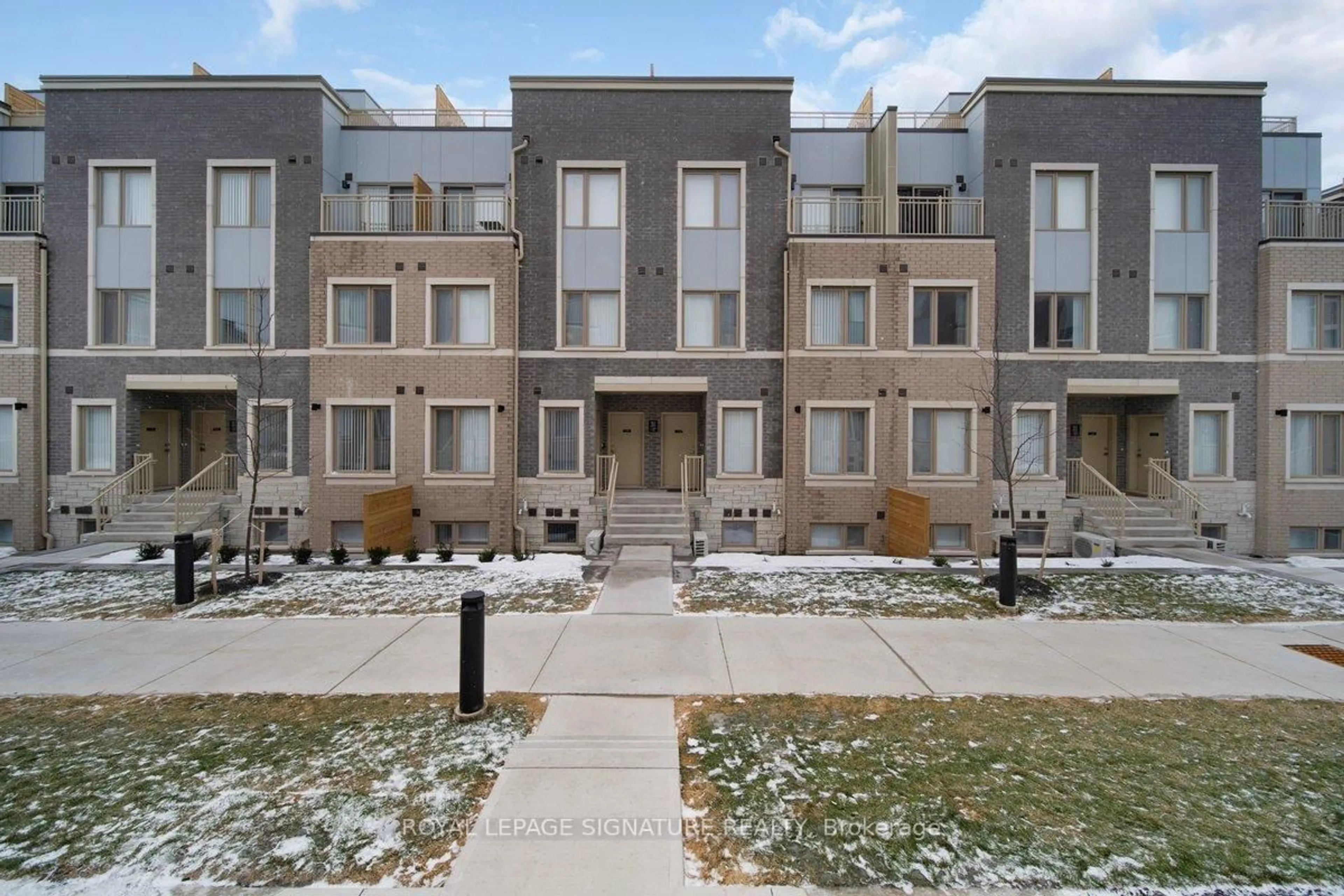 Unknown for 151 Honeycrisp Cres #TH177, Vaughan Ontario L4K 0N6