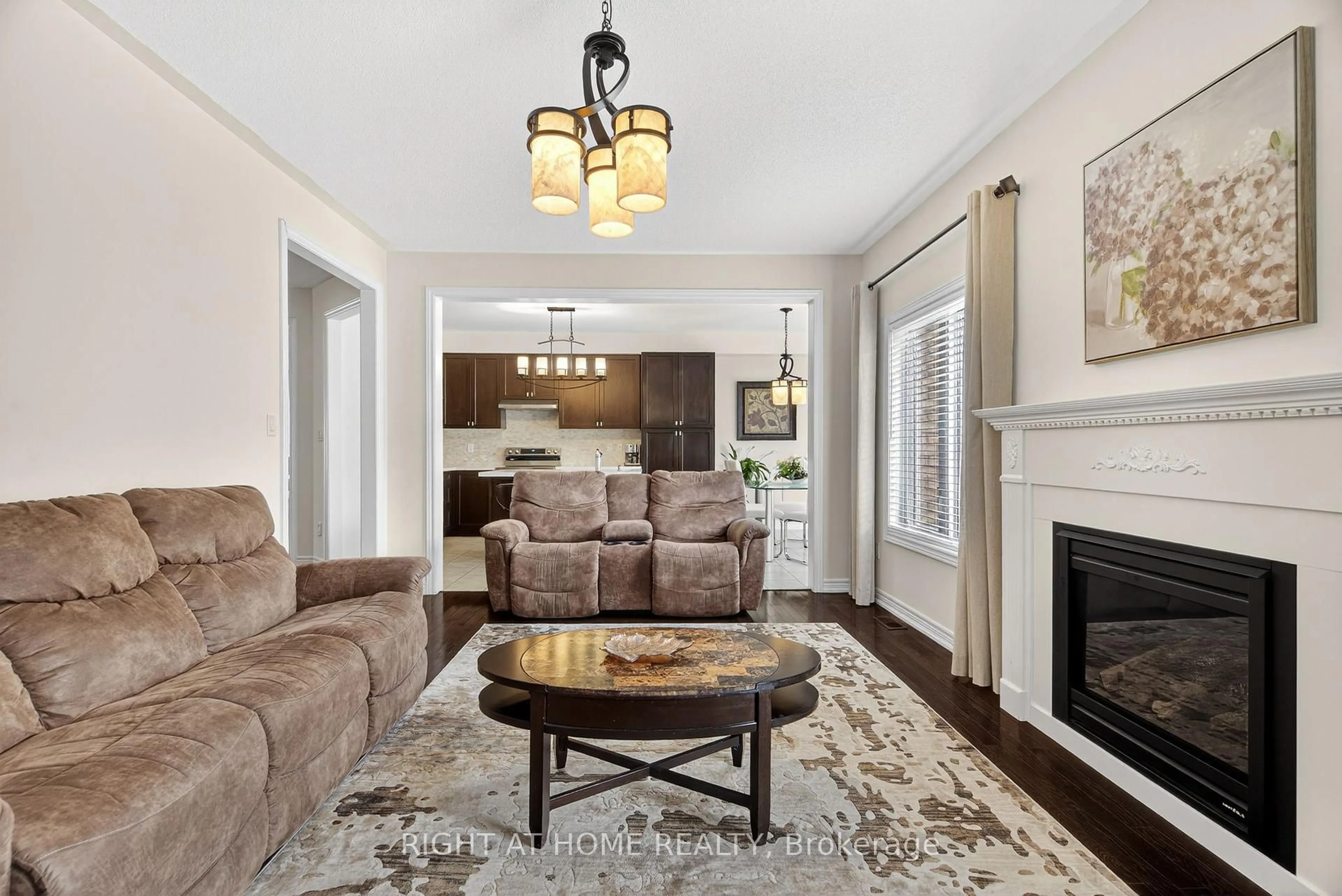 Living room with furniture, unknown for 268 Carrier Cres, Vaughan Ontario L6A 4T4
