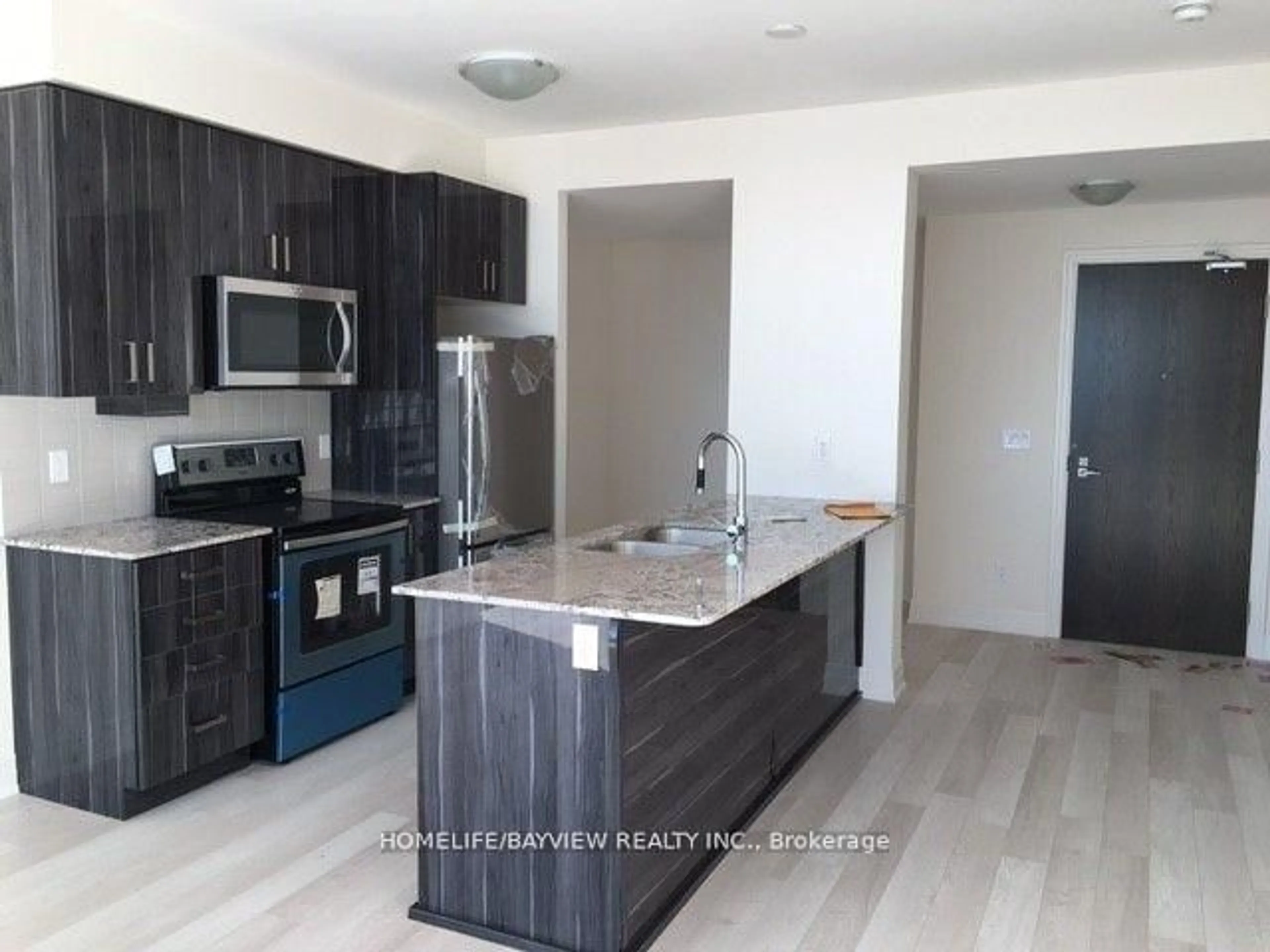 Open concept kitchen, unknown for 2900 highway 7 #2701, Vaughan Ontario L4K 1W8