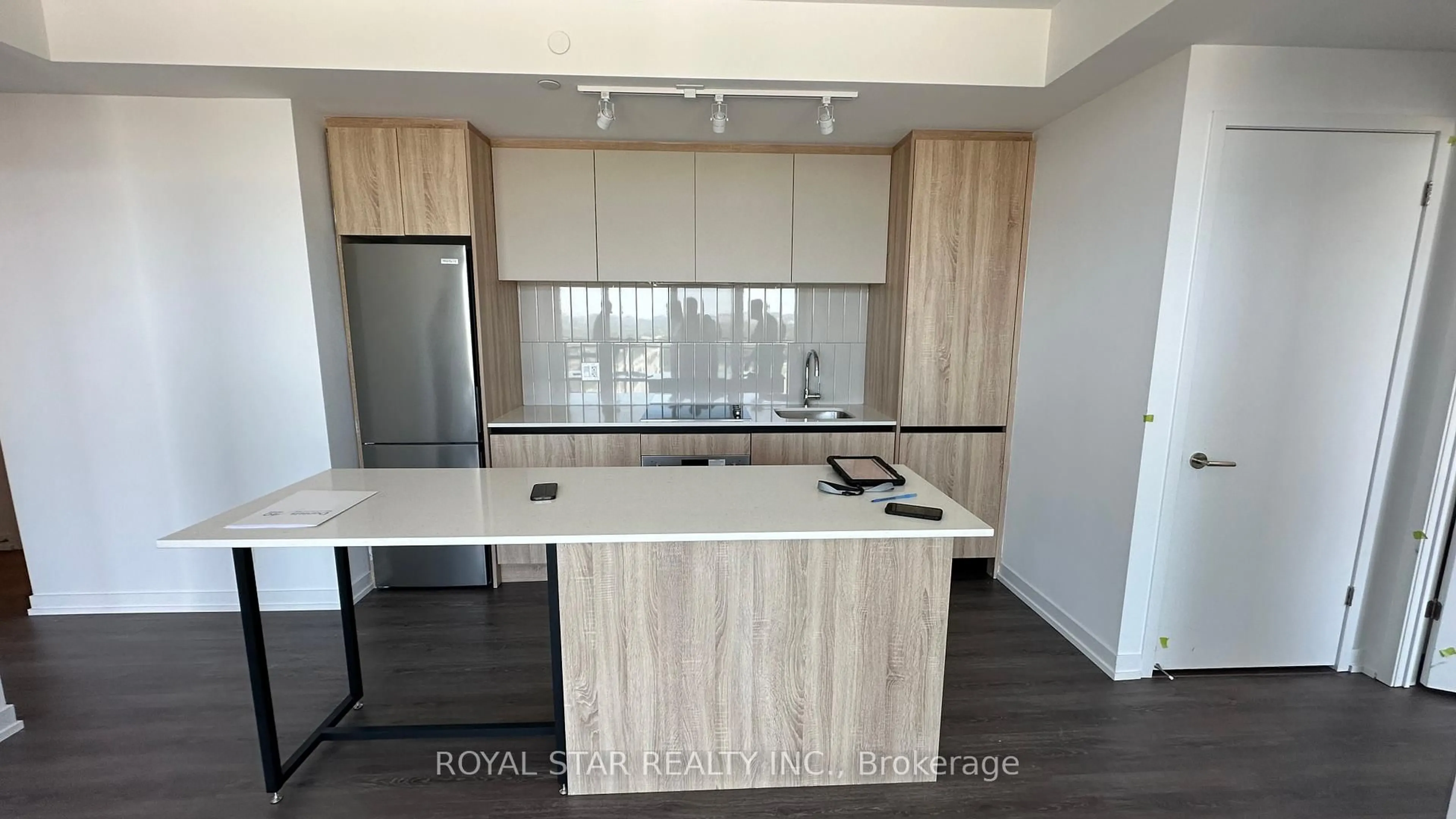 Unknown for 7950 Bathurst St #B-1503, Vaughan Ontario L4J 0L4